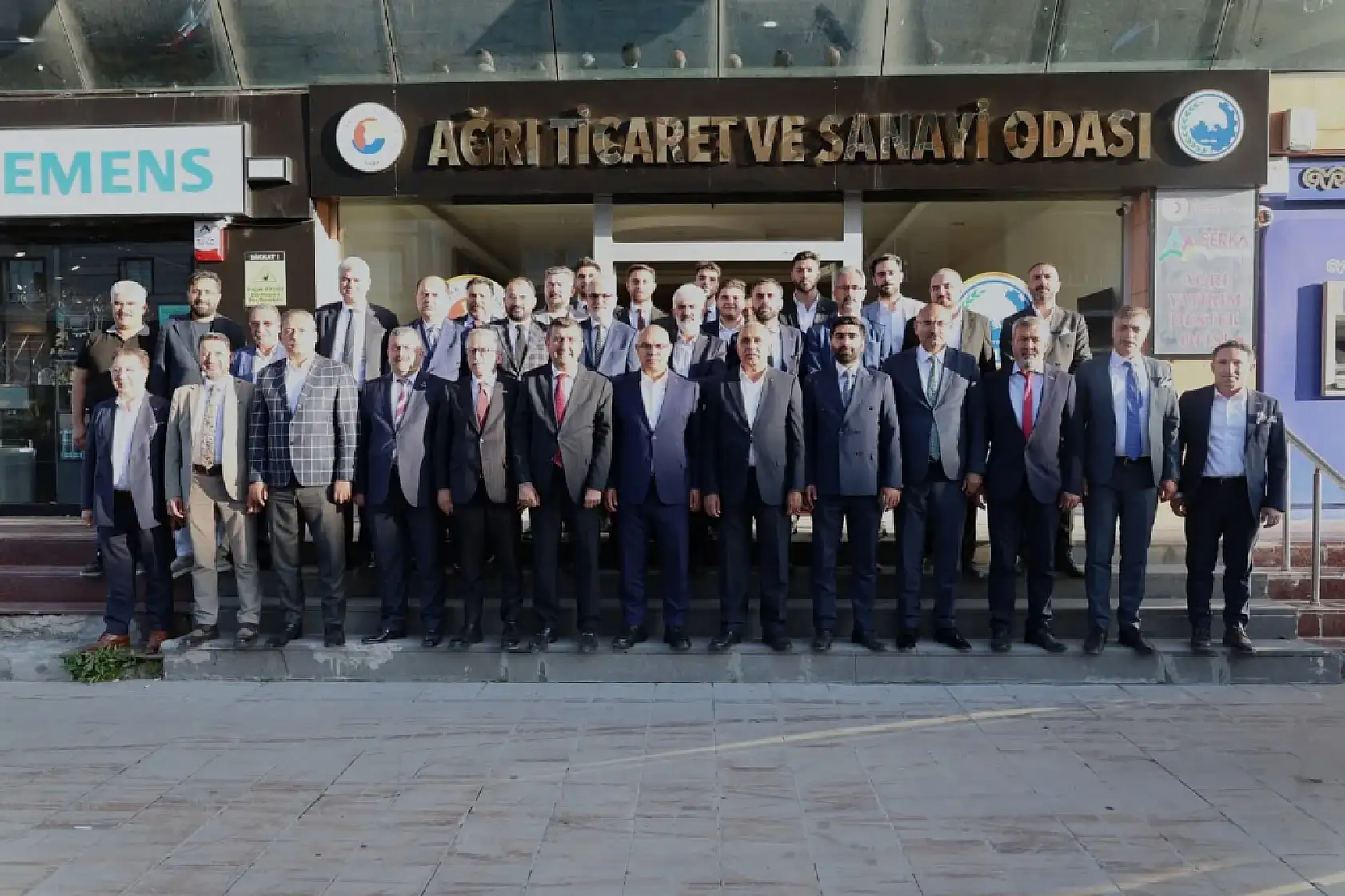 Vali Koç ve ASKON heyetinden Ağrı Ticaret Odası'na ziyaret