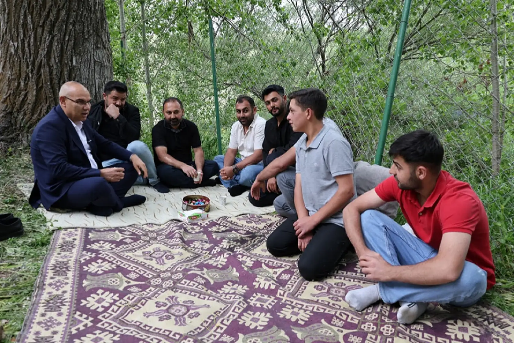 Vali Koç, Dedemaksut köyü yol çalışmalarını yerinde inceledi