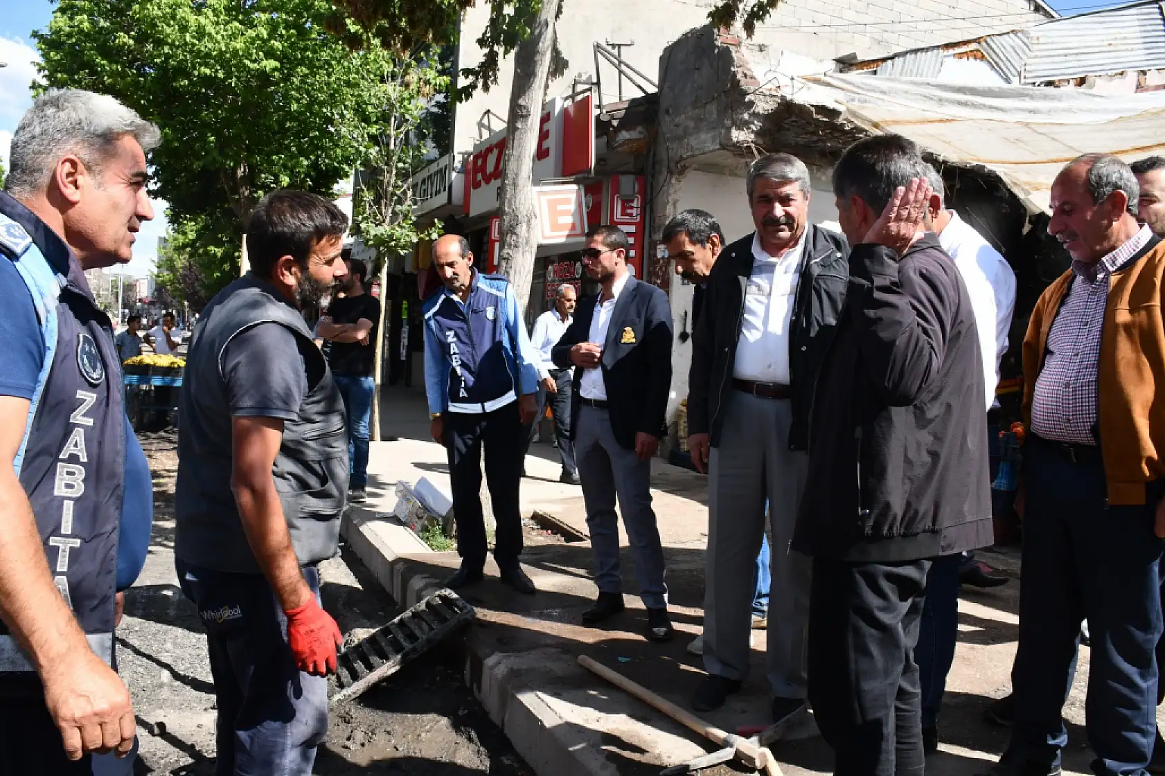 Patnos Menderes Bulvarı yenileniyor