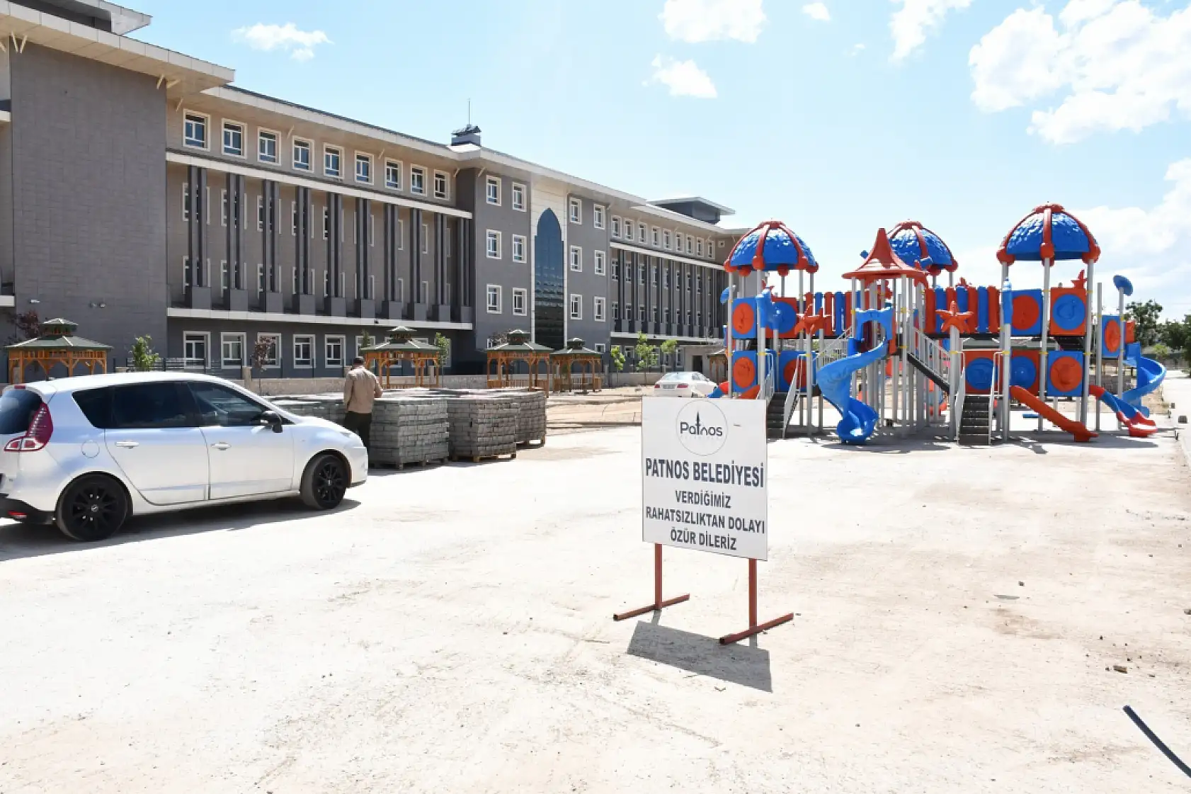 Patnos Belediyesi'nin modern park projesi hızla devam ediyor