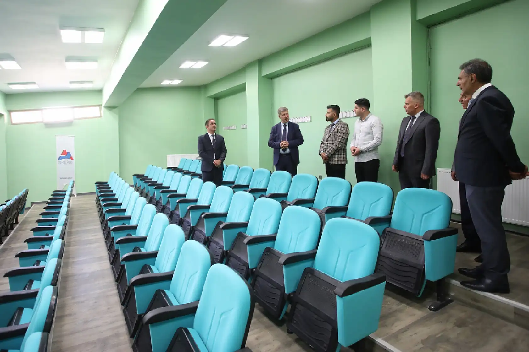 Rektör Gülçin Doğubayazıt'ta öğrencilerle bir araya geldi