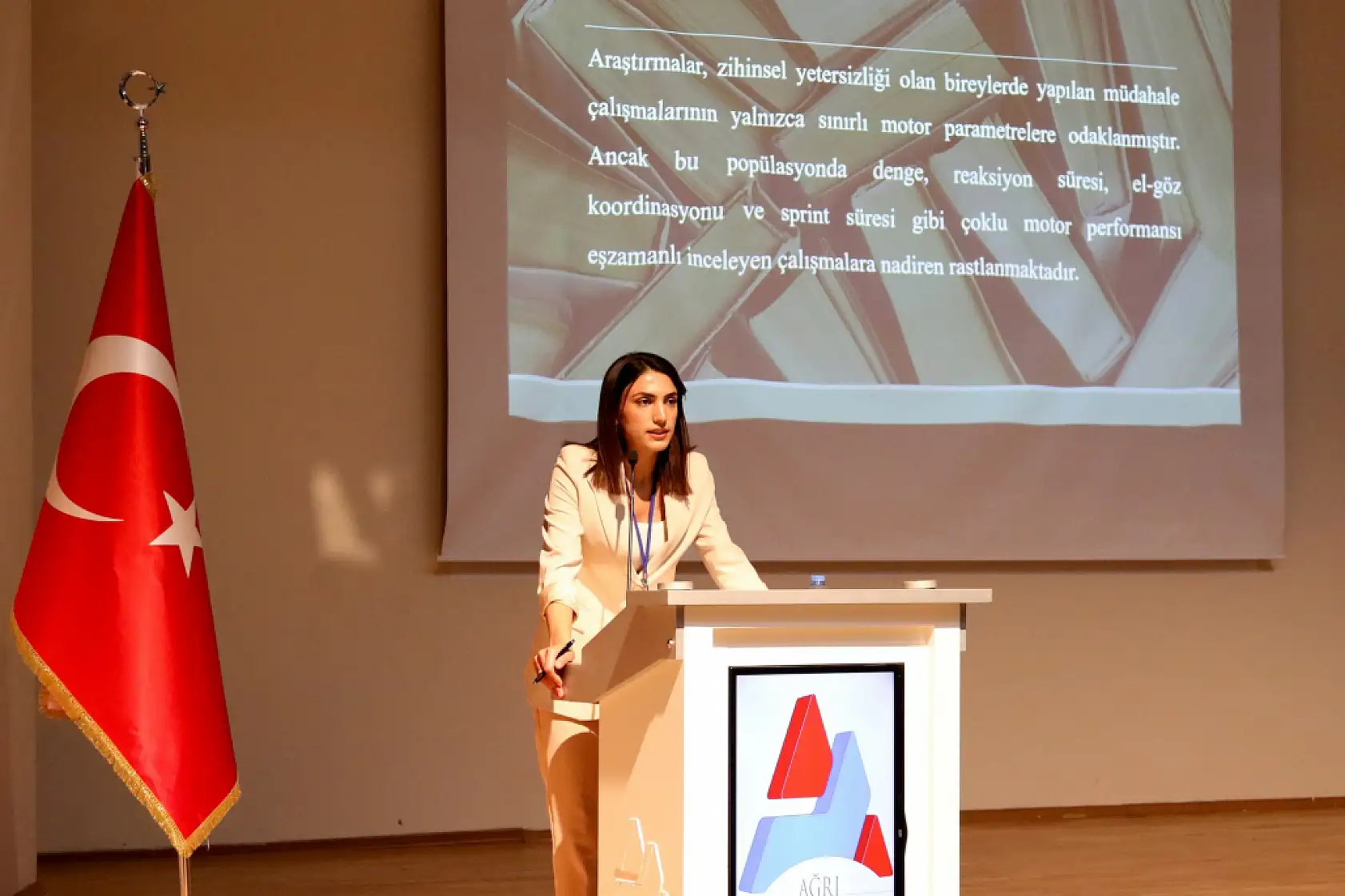 Ağrı'da spor bilimleri öğrencileri projelerini anlattı