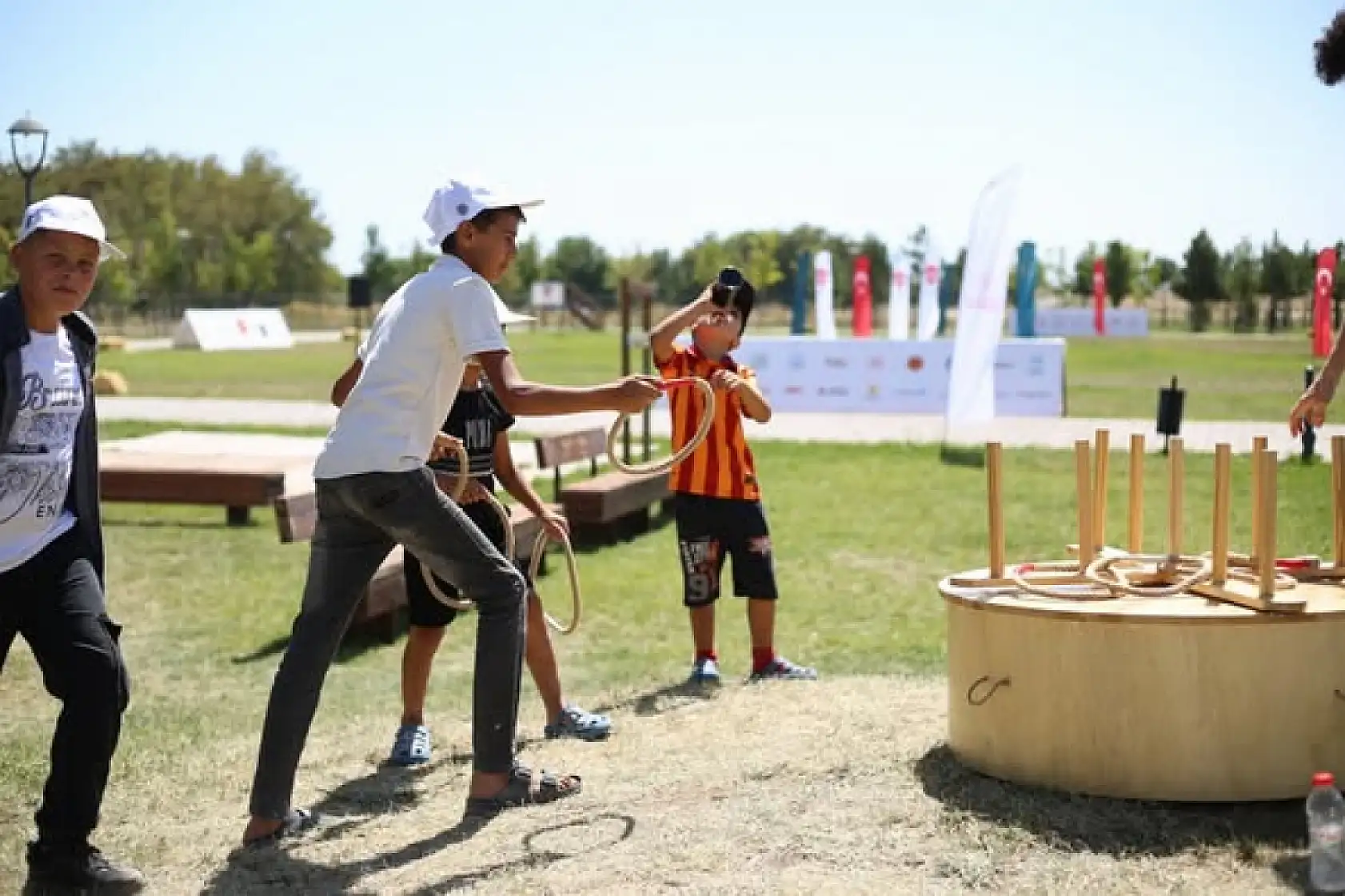 Bitlis'te 1071 Malazgirt Zaferi'nin 954. Yıl Dönümü Coşkuyla Anıldı