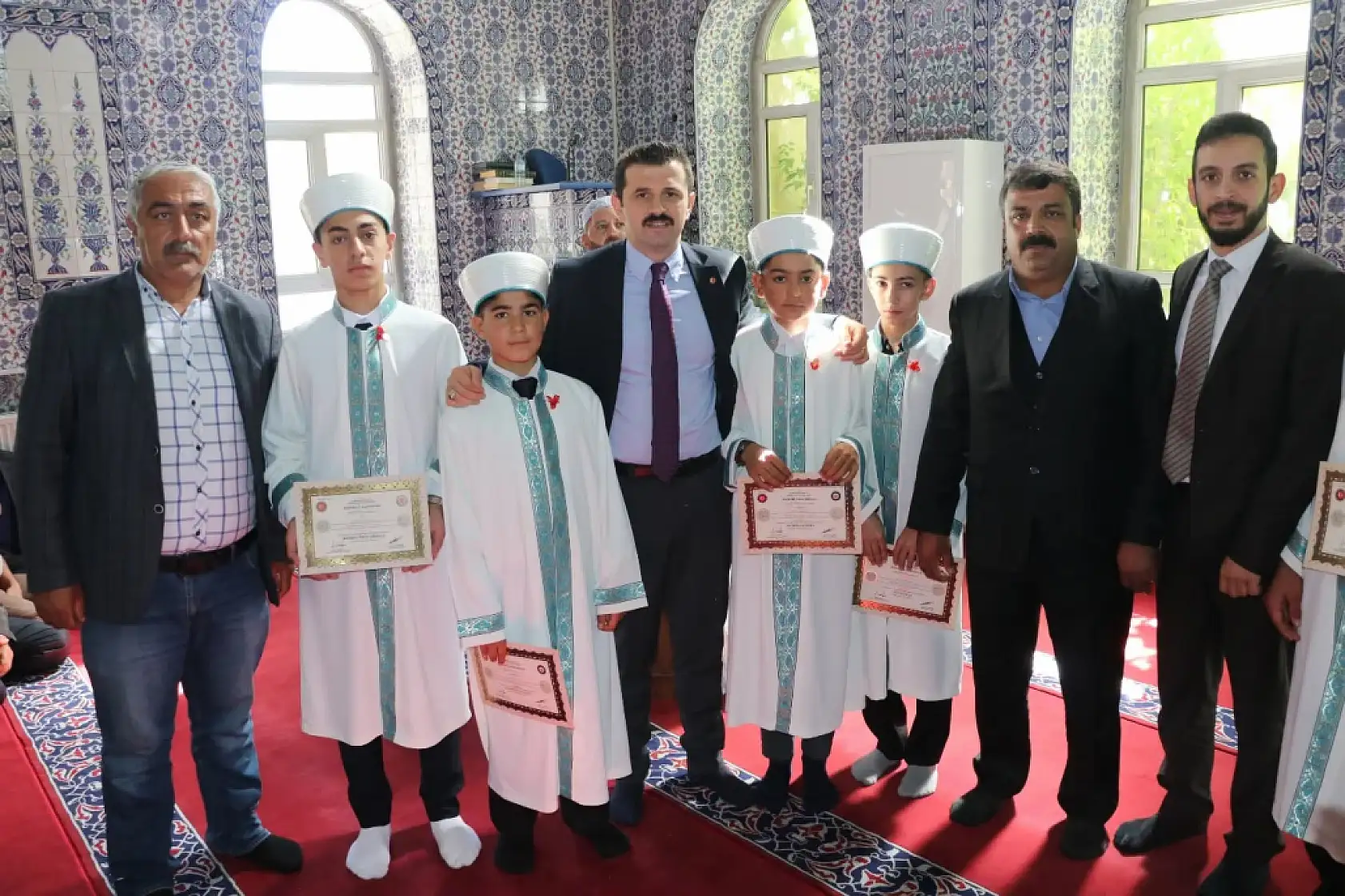 Tutak'ta hafızlar belgelerini aldı