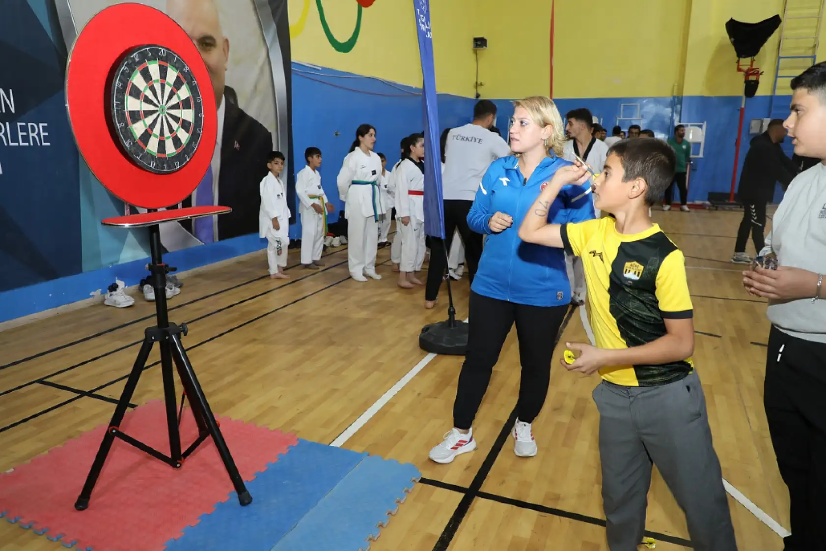 Ağrı'da sporun gönüllü kahramanları sahneye çıktı