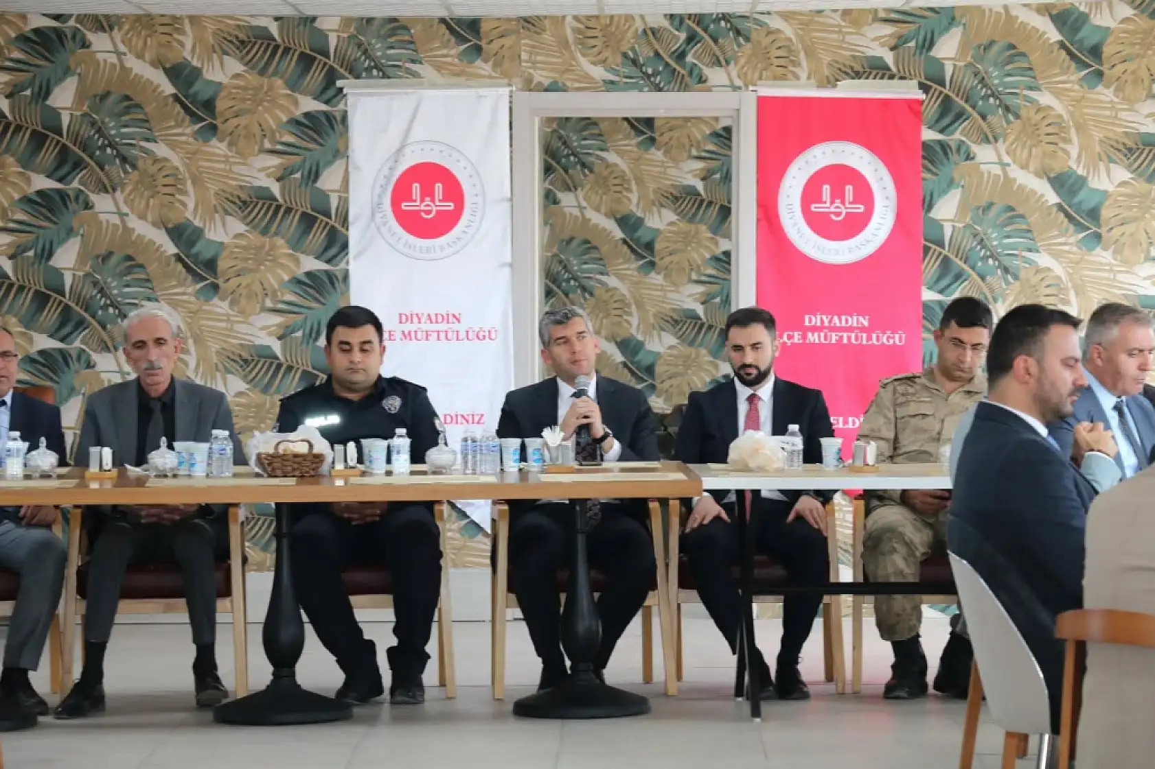 Din görevlilerine vefa buluşmasında güçlü birlik mesajı verildi