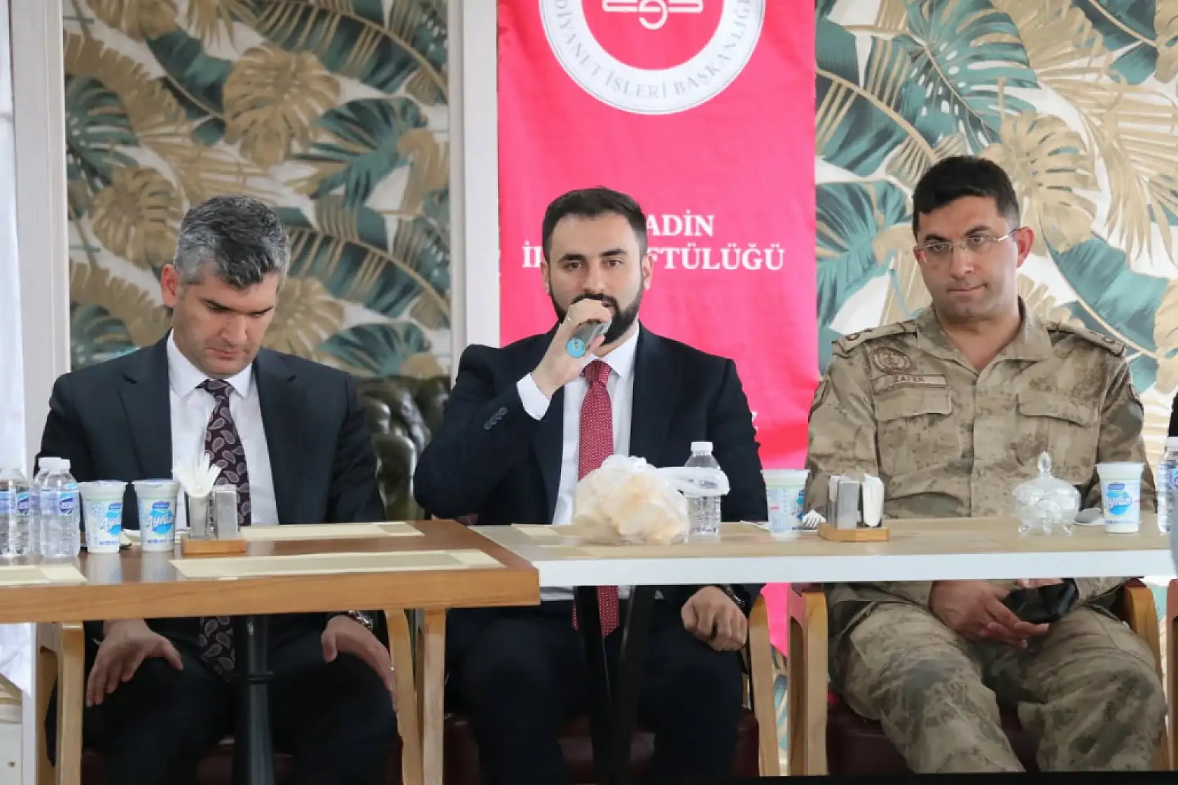 Din görevlilerine vefa buluşmasında güçlü birlik mesajı verildi