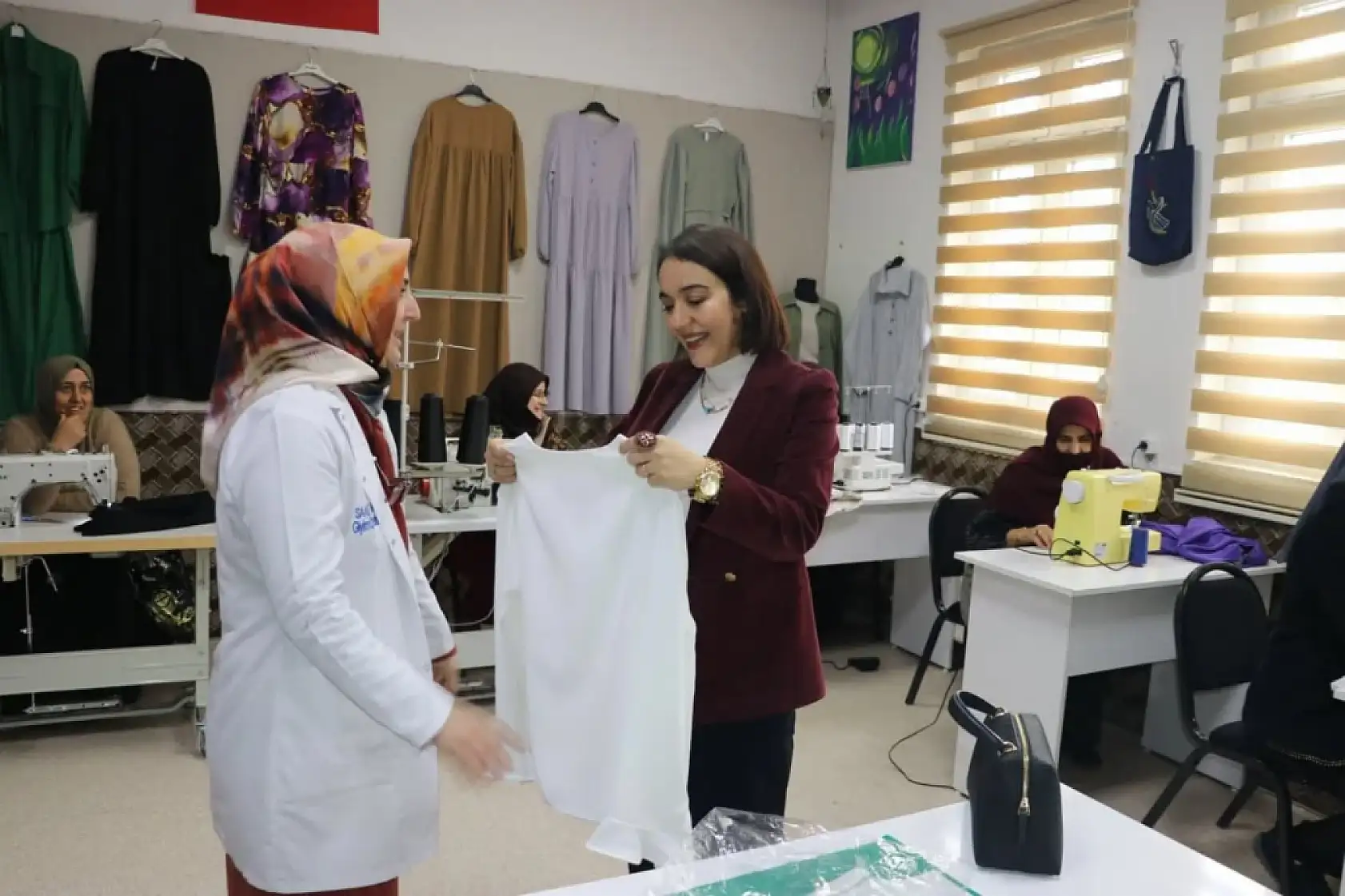 Tutak Kaymakamı Coşkun, Aile Destek Merkezi'ndeki çalışmalar hakkında bilgi aldı