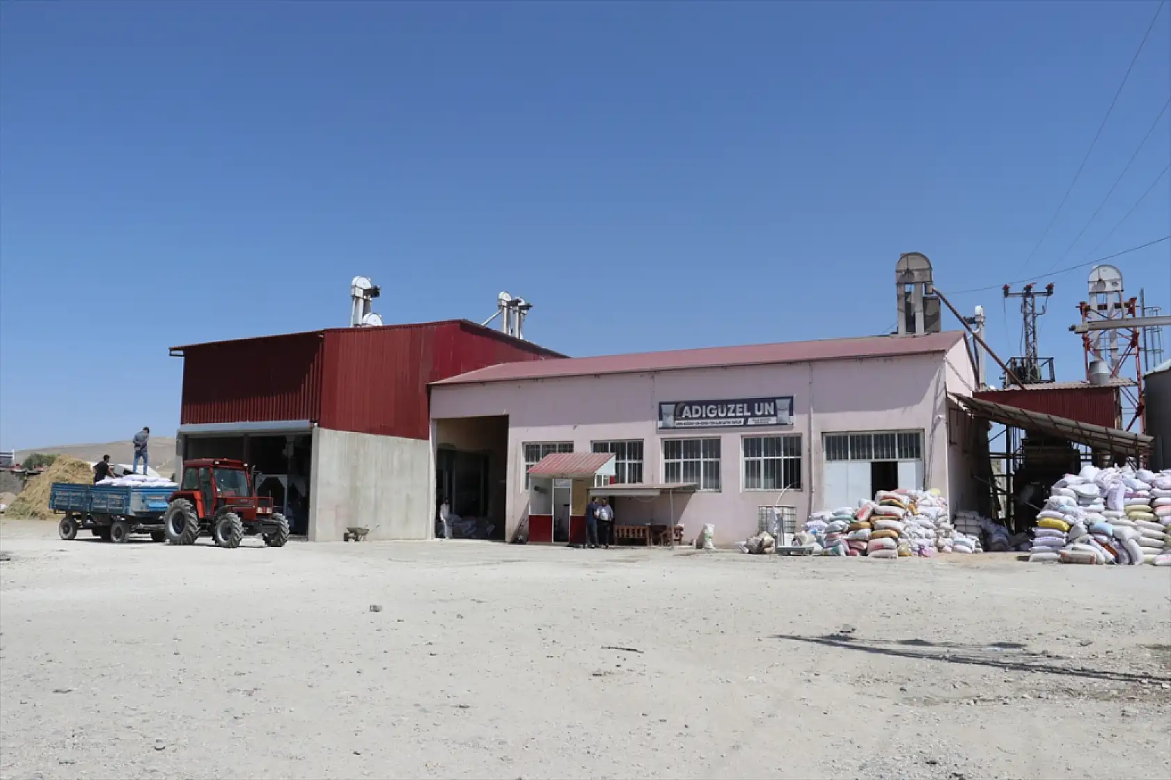 Diyadin'de geçmişin değirmeni, günümüzün fabrikasına dönüştü