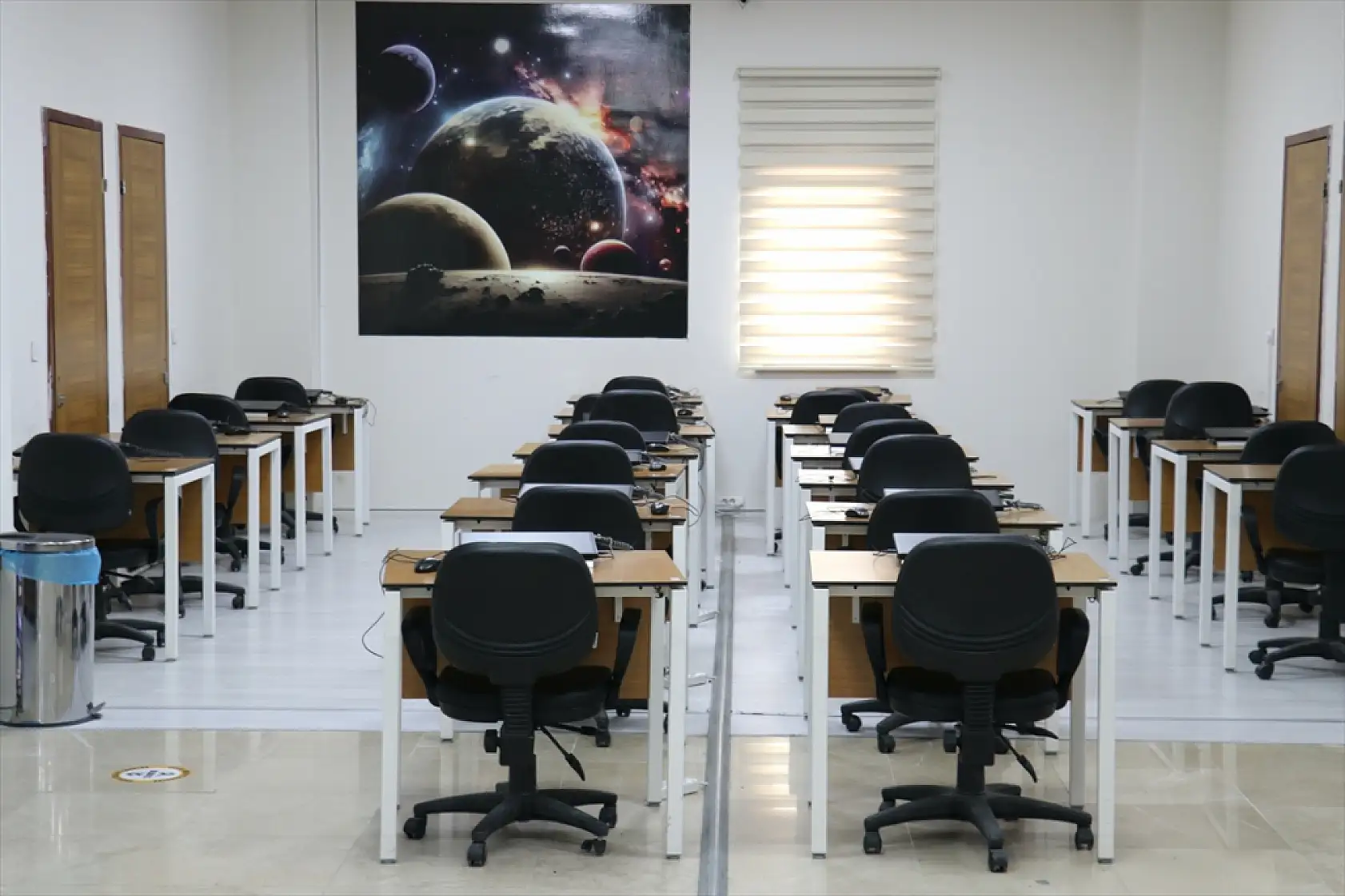 Ağrı'da İshak Paşa Sarayı esintili kütüphane günde 3 bin ziyaretçiyi ağırlıyor