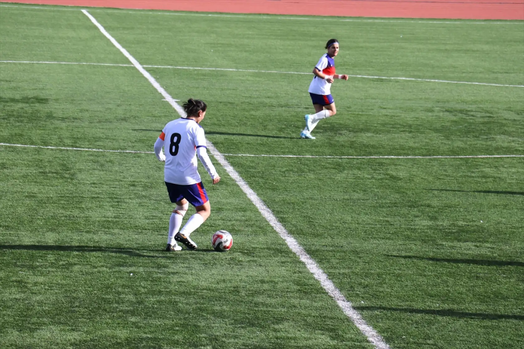 Beden eğitimi öğretmenliğinden Lig kaptanlığına uzanan yol