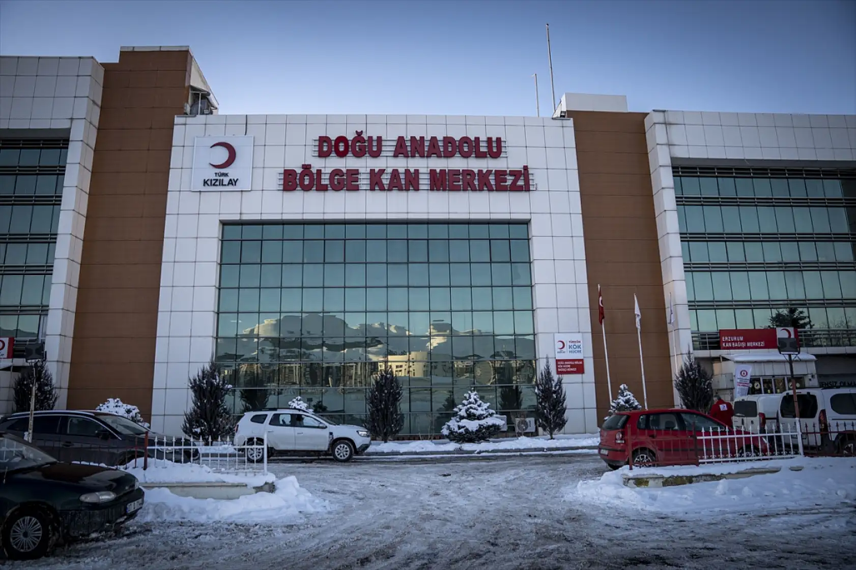 Kızılay, Erzurum'dan Ağrı'ya Doğu Anadolu'nun kan ihtiyacını karşılıyor