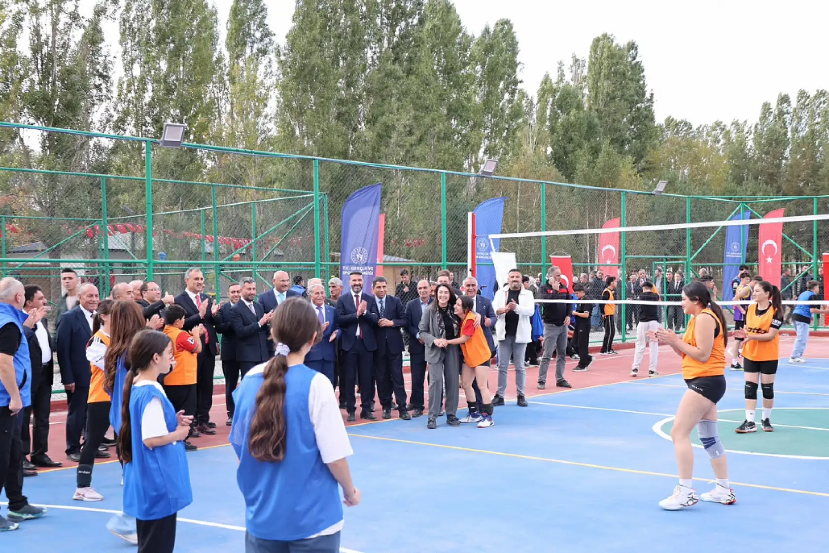 Ağrı'da Ahmed-i Hani Kültür ve Spor Parkı hizmete açıldı