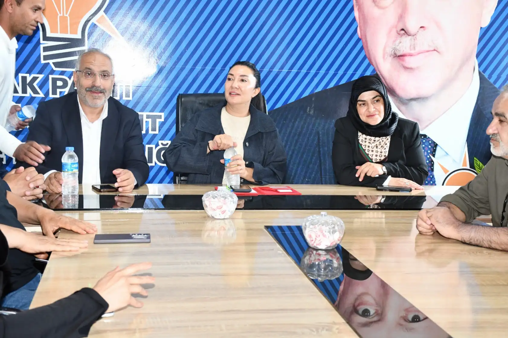 Kilerci Doğubayazıt'ta teşkilat ve vatandaşlarla buluştu