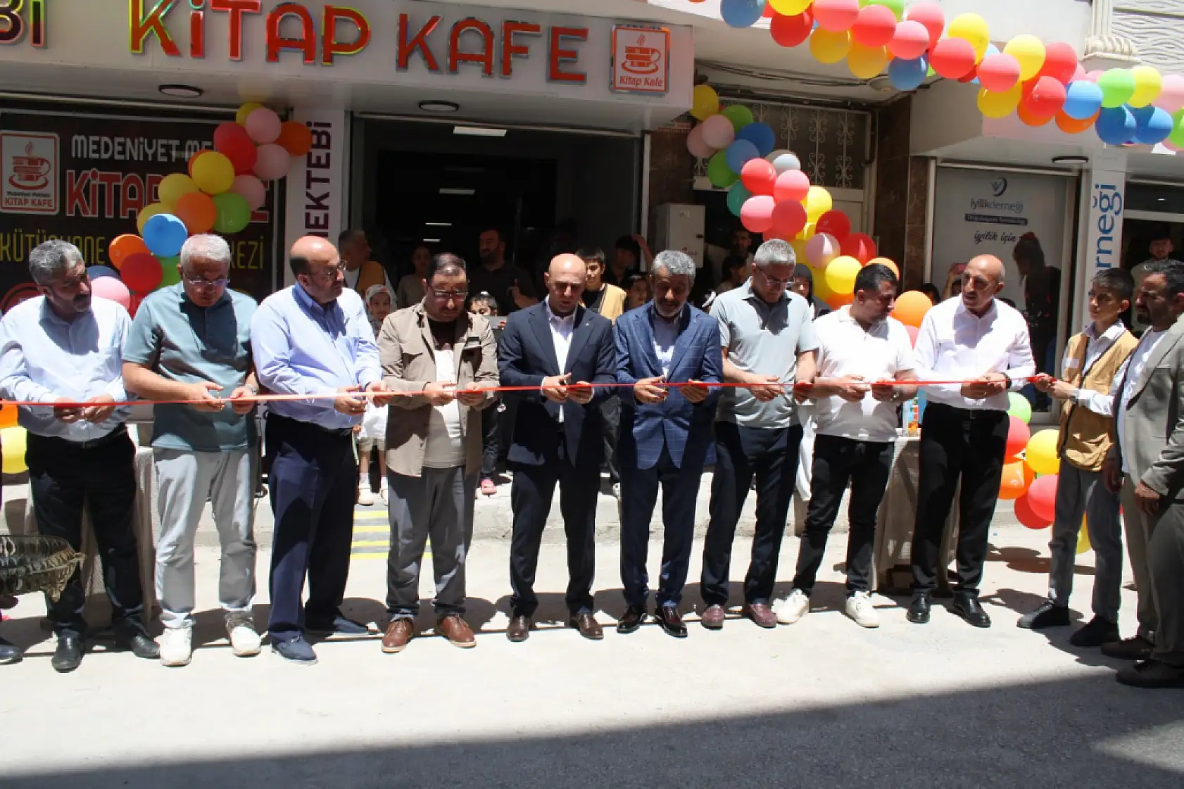 Doğubayazıt'ta Medeniyet Mektebi Kompleksi hizmete açıldı