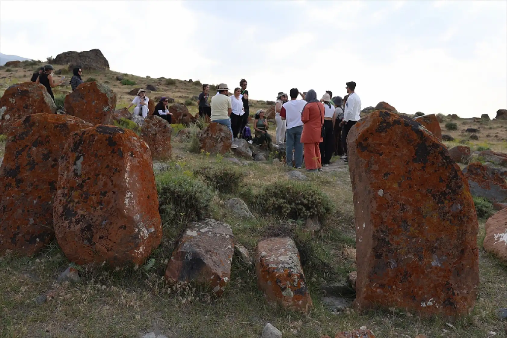 Genç araştırmacılar Ağrı Dağı eteklerinde konargöçer yaşamı sahada inceledi