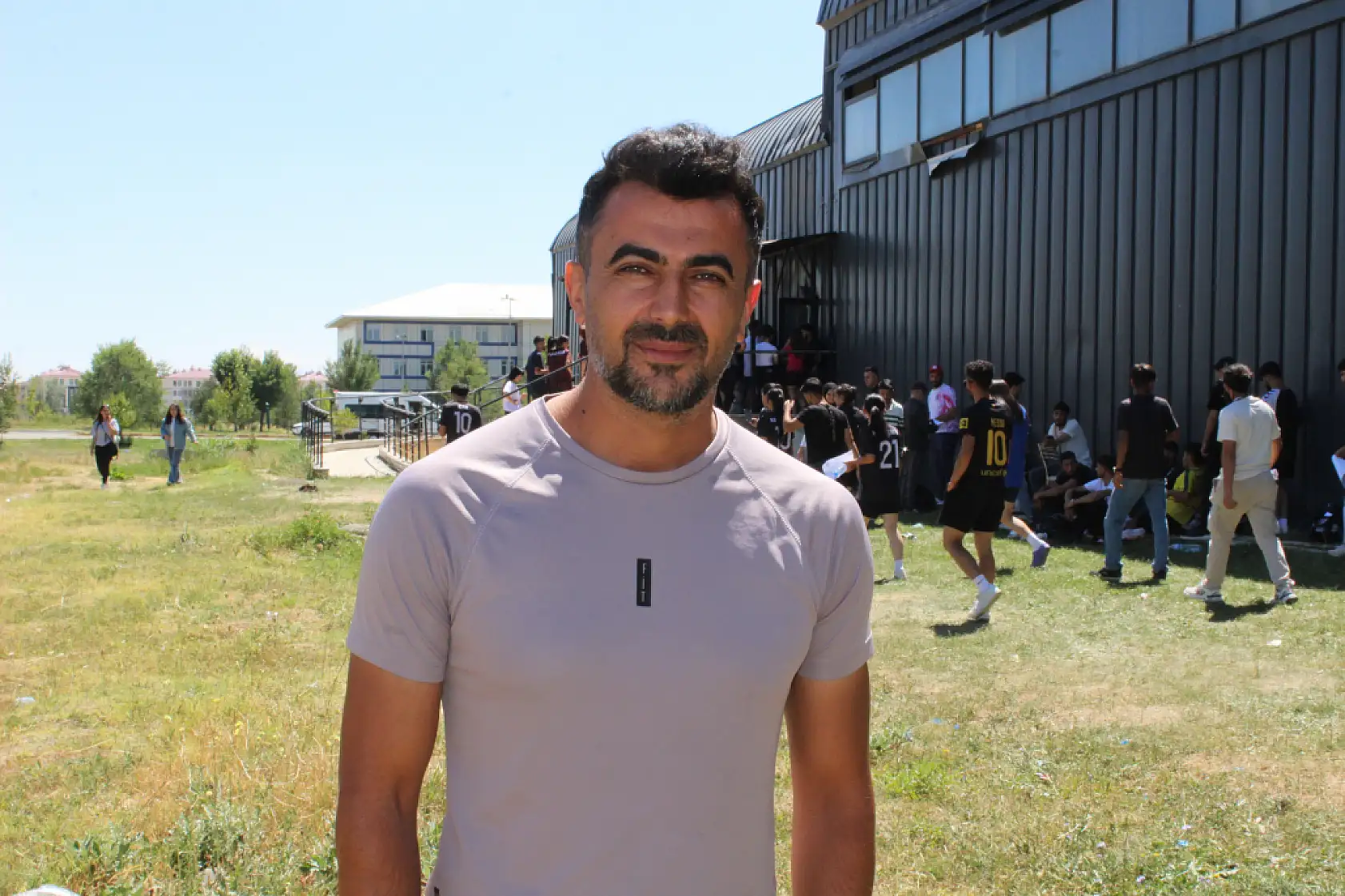 'Bu sınav Ağrı'ya çok yakıştı' 375 aday spor alanında ter döktü