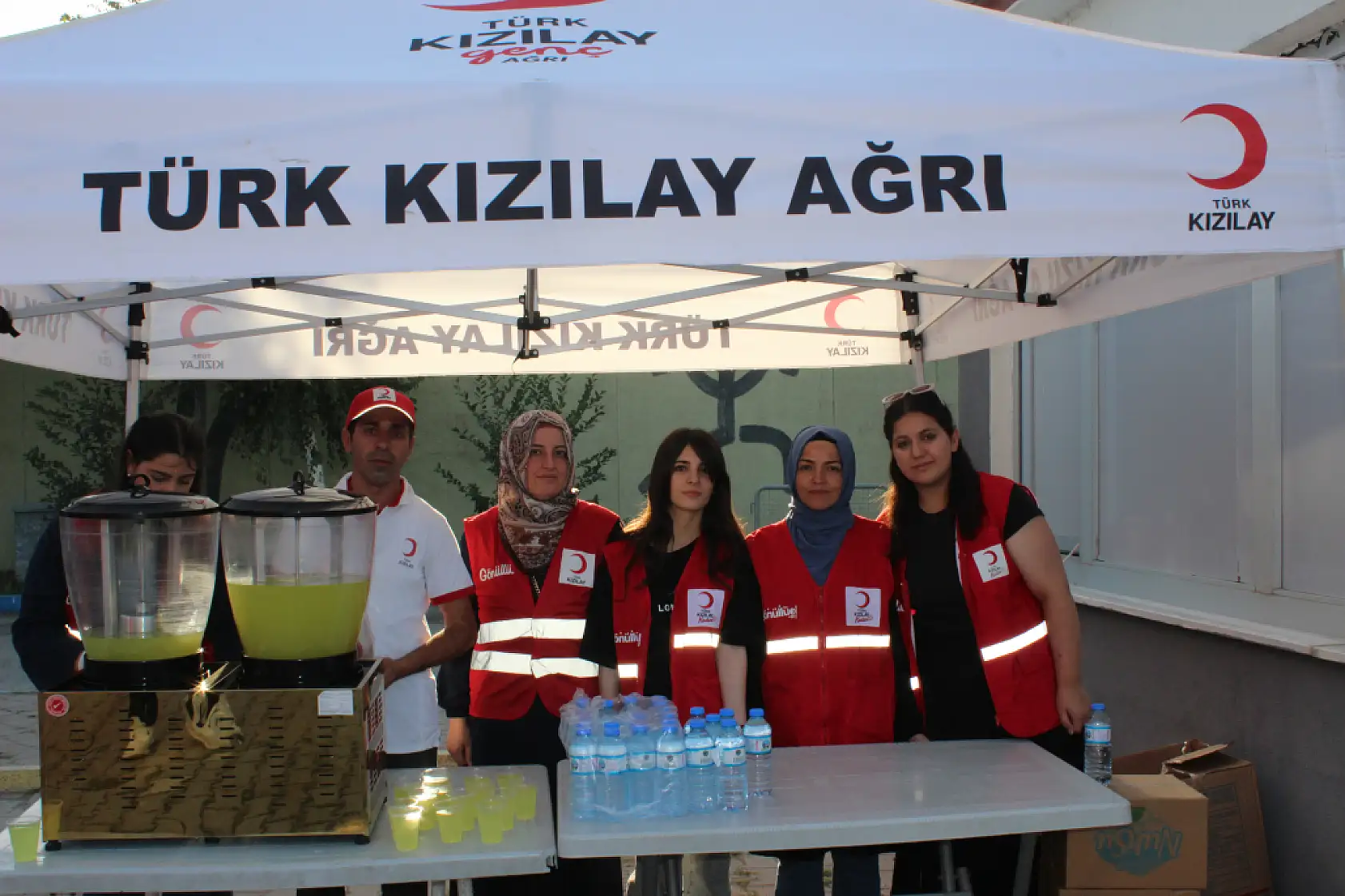 Kızılay, Ağrı'da Zafer Bayramı etkinliğine tat kattı