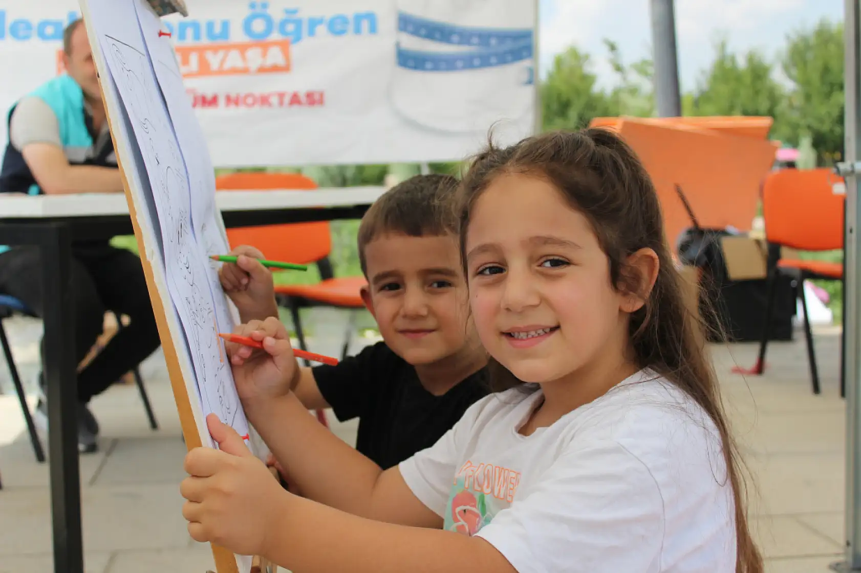 Ağrı'da Halk Sağlığı Haftası etkinlikleri Millet Bahçesi'nde devam ediyor