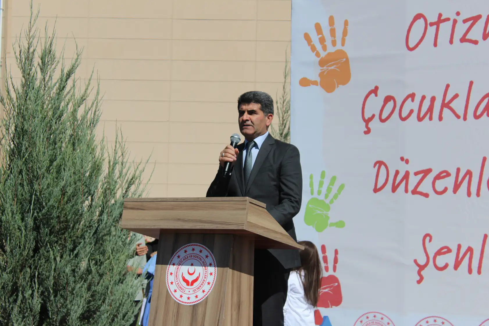 Ağrı'da özel çocukların mutluluğuna ortak olundu