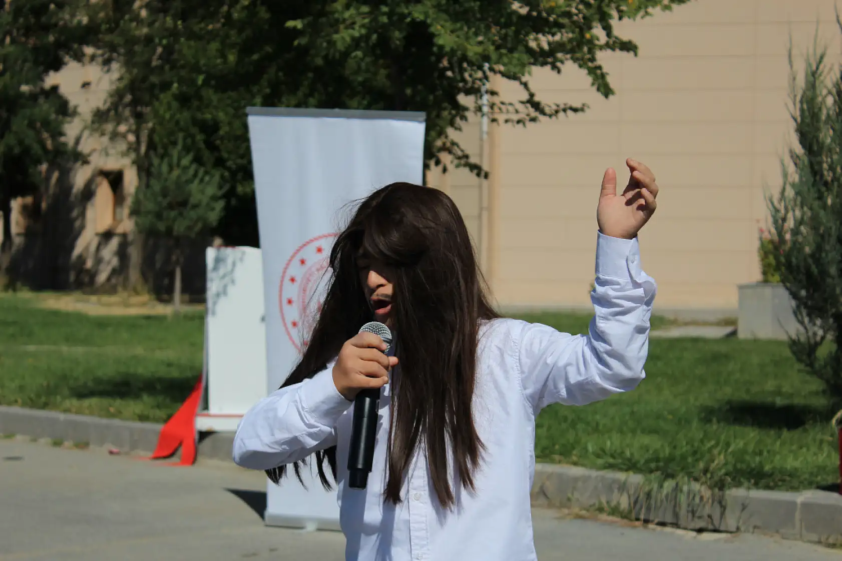 Ağrı'da özel çocukların mutluluğuna ortak olundu