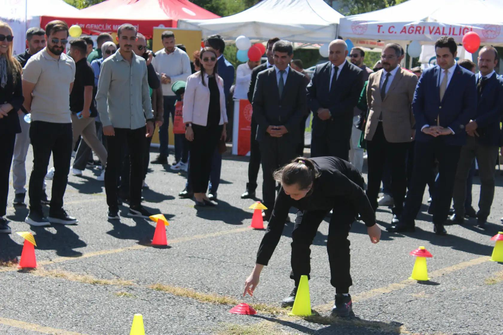 Ağrı'da özel çocukların mutluluğuna ortak olundu