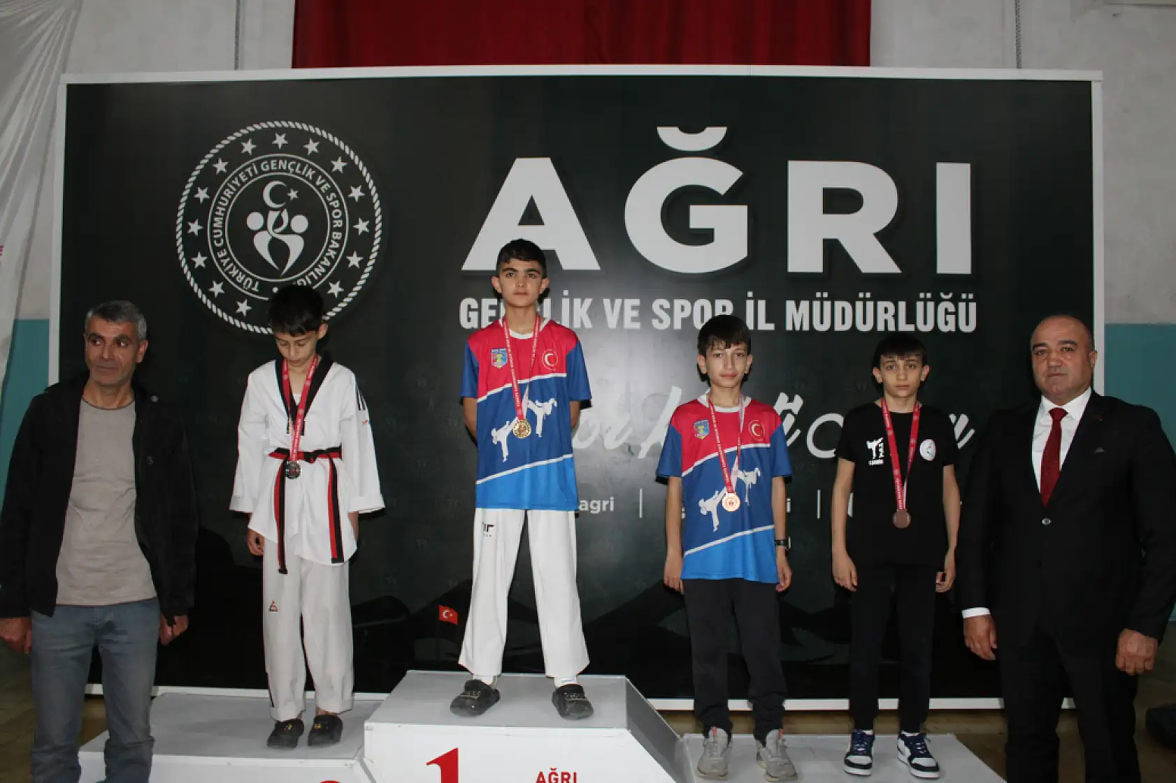 Diyarbakır'dan Ağrı'ya spor köprüsü kuruldu, kazanan dostluk oldu