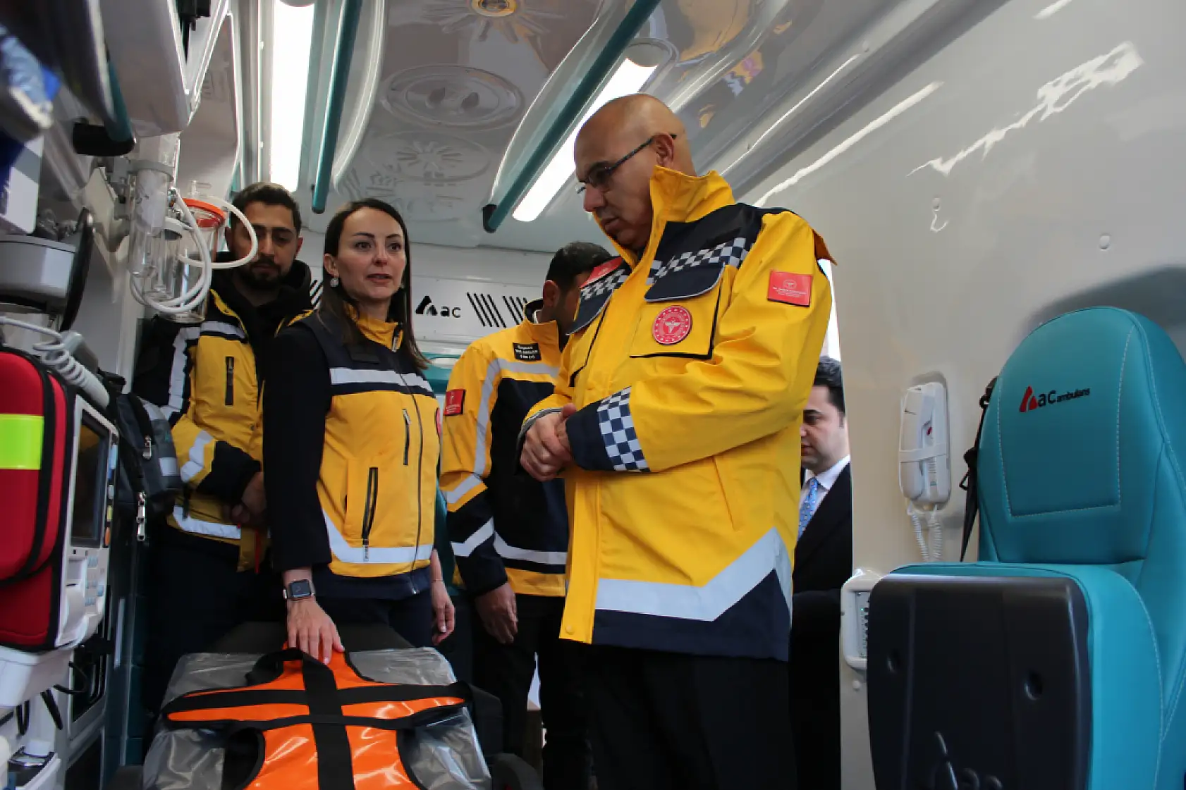 Ağrı'da sağlık ekiplerine güç takviyesi: 7 araçlık filo görevde!