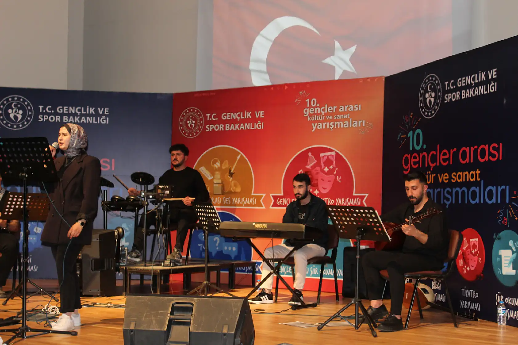 Ağrı'da spora ve gençliğe yönelik katılımcı etkinlikler aralıksız sürdürülüyor