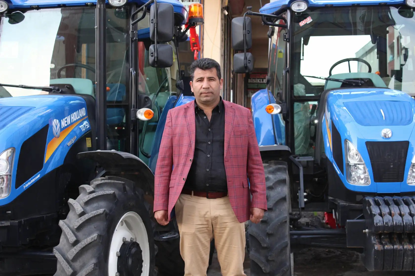 Ağrı'da tarım sezonu başladı, zirai aletlere olan ilgi arttı