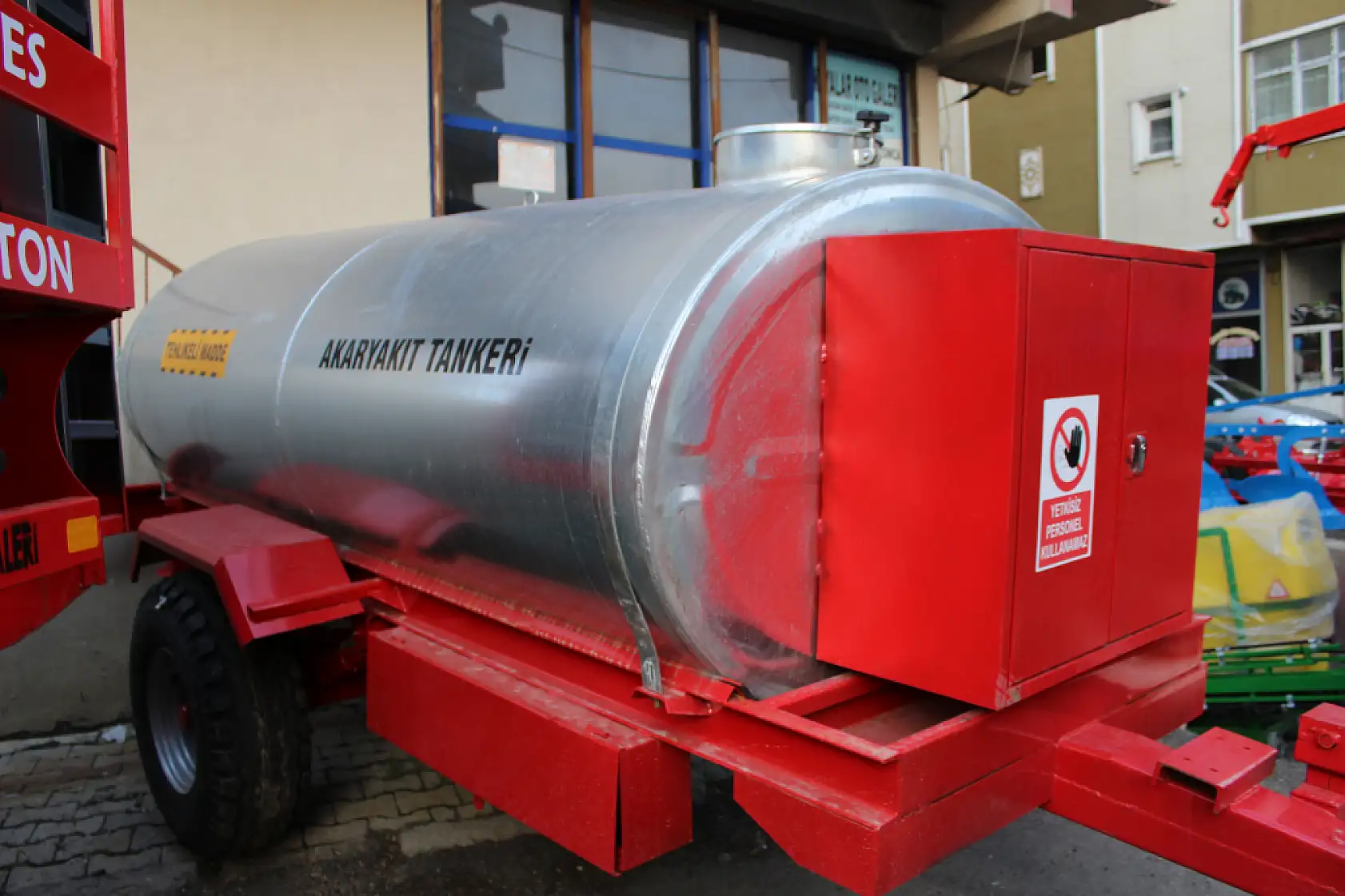 Ağrı'da tarım sezonu başladı, zirai aletlere olan ilgi arttı