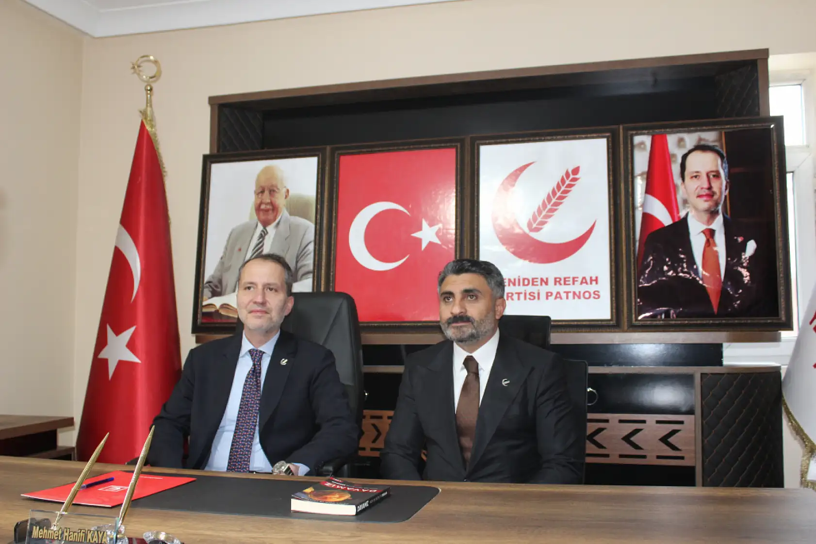 Erbakan Patnos'ta çarşı esnafıyla bir araya geldi