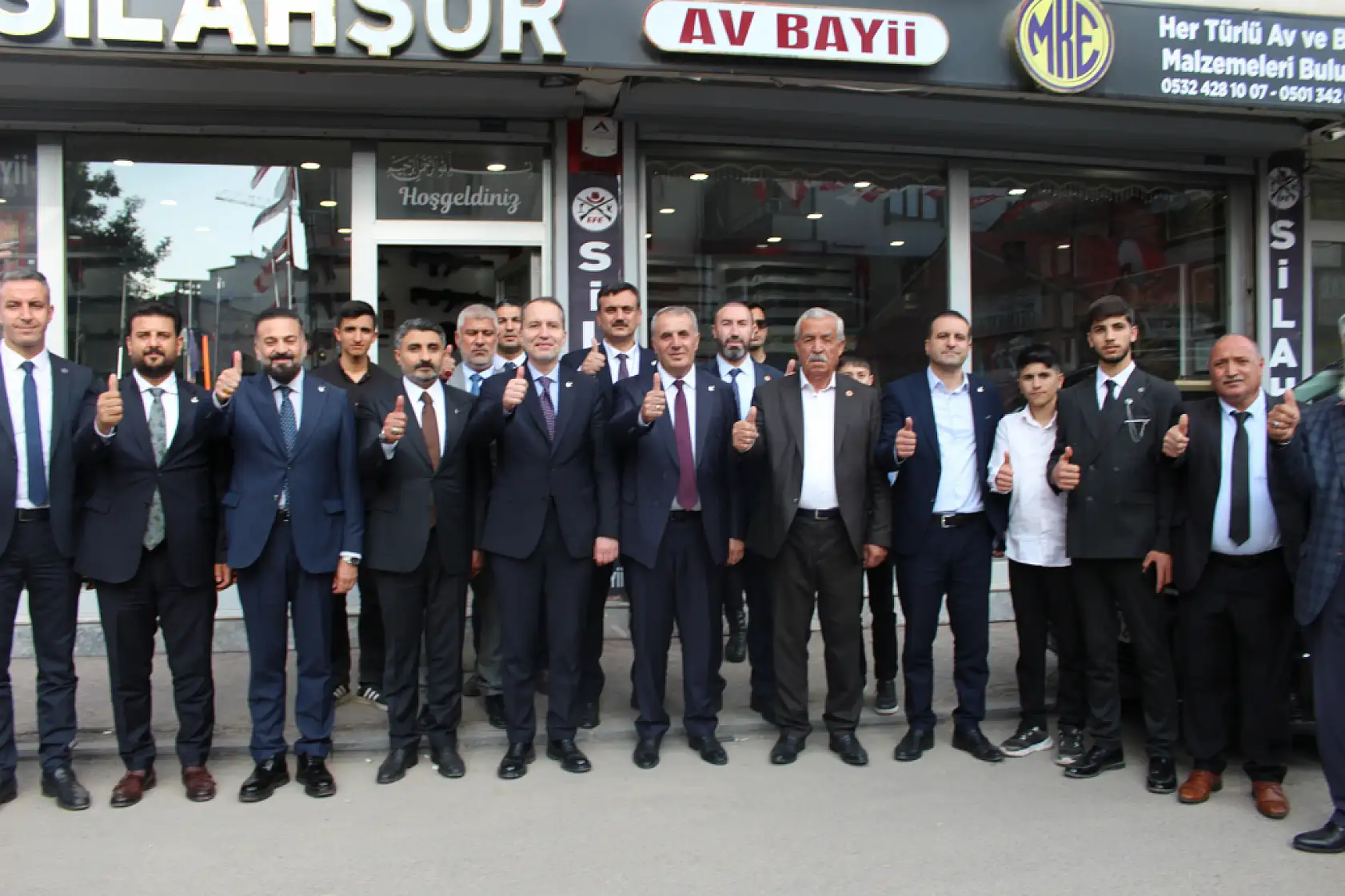 Erbakan Patnos'ta çarşı esnafıyla bir araya geldi