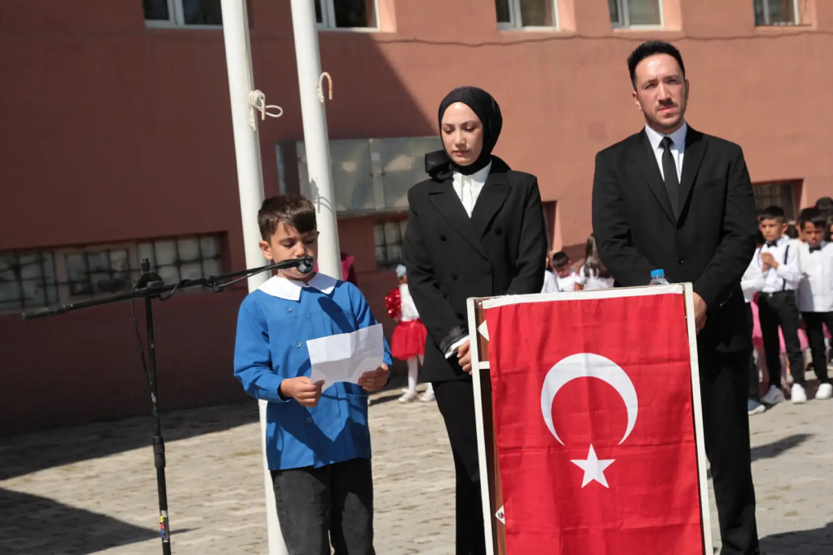 Doğubayazıt'ta ilköğretim haftası renkli etkinliklerle kutlandı