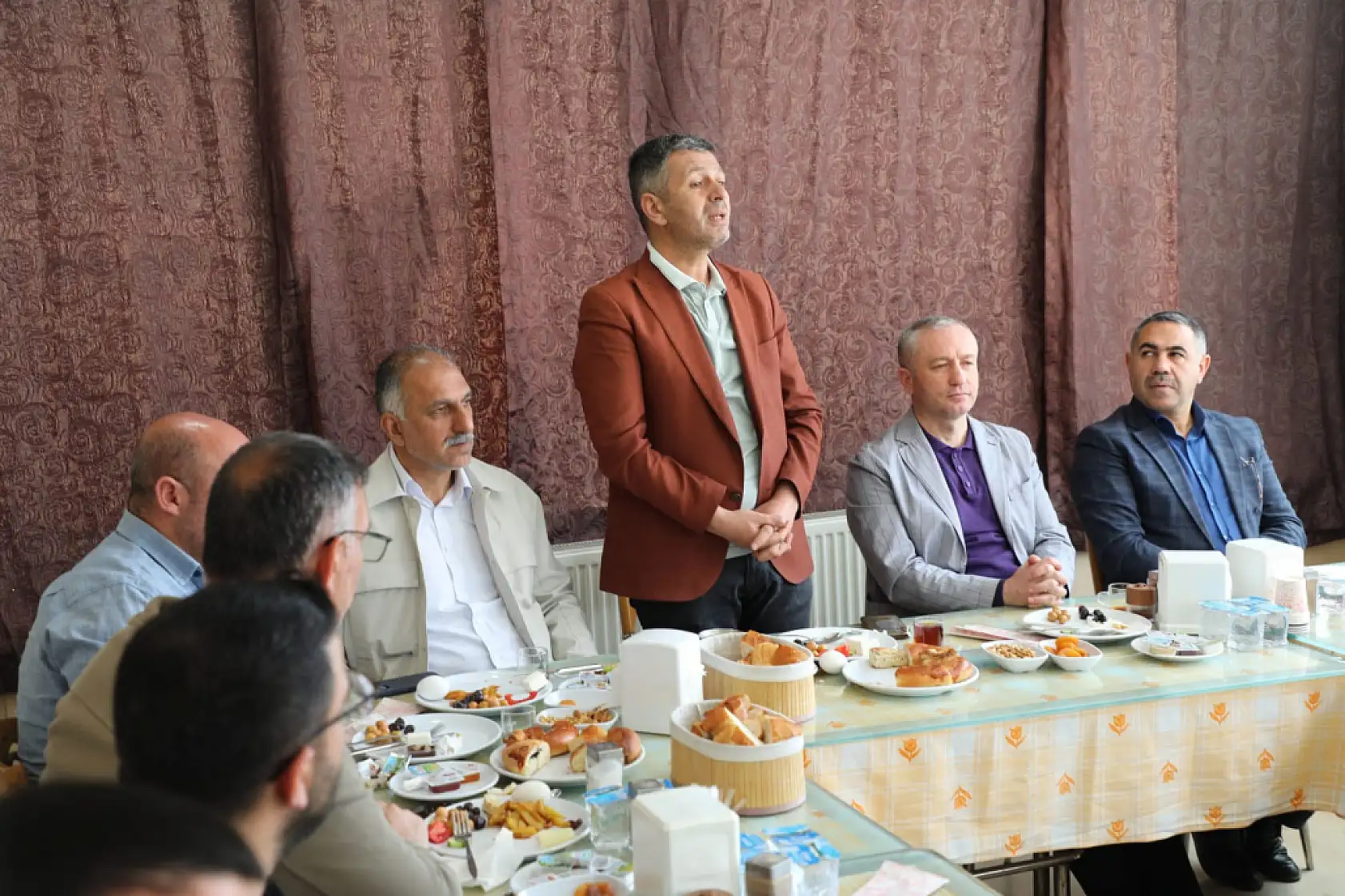 Kerem'in yaşam mücadelesi için Ağrı tek ses oldu