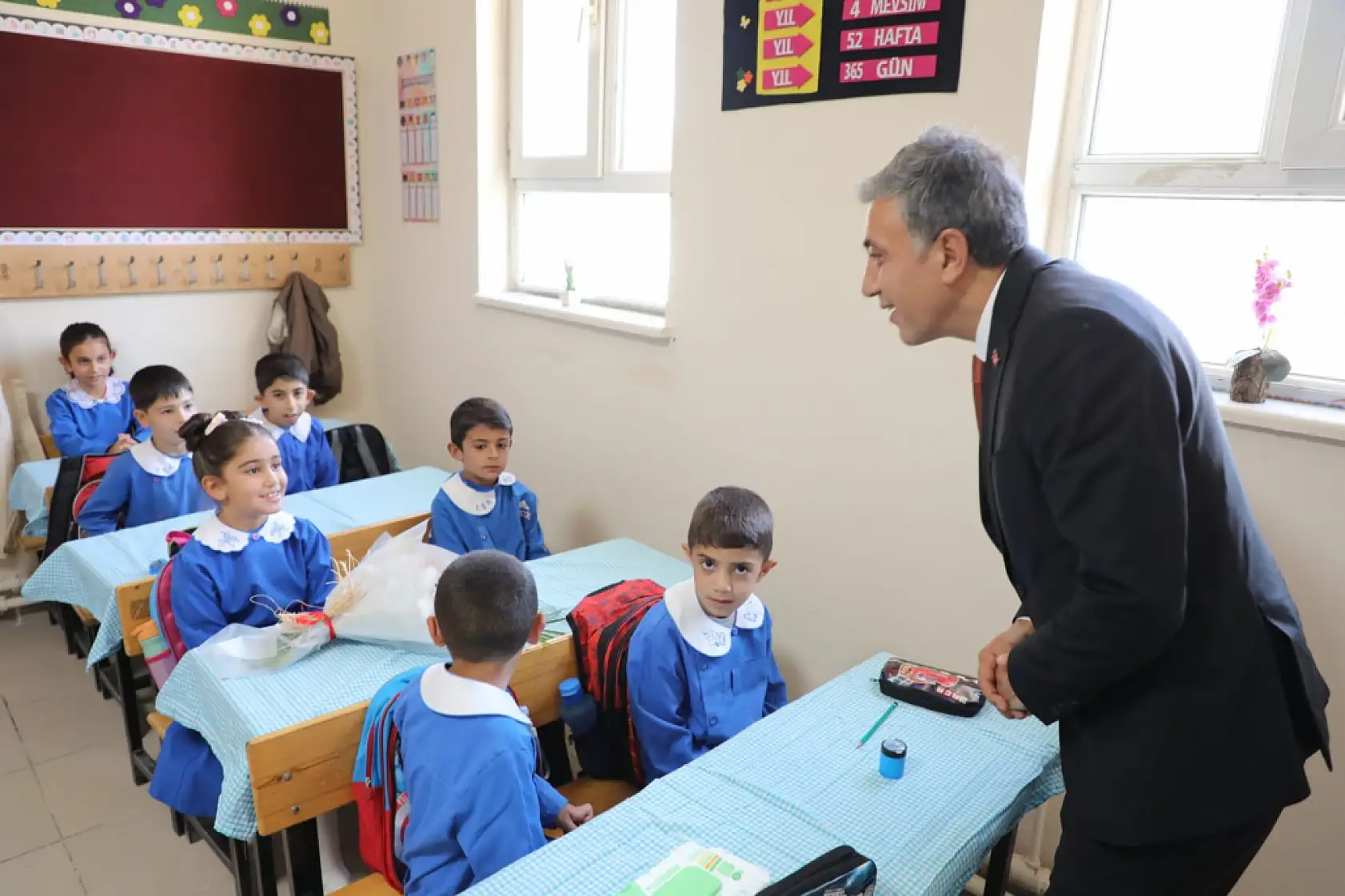 Ağrı'da öğretmen, imam ve muhtar el ele verdi, okulun yüzü değişti