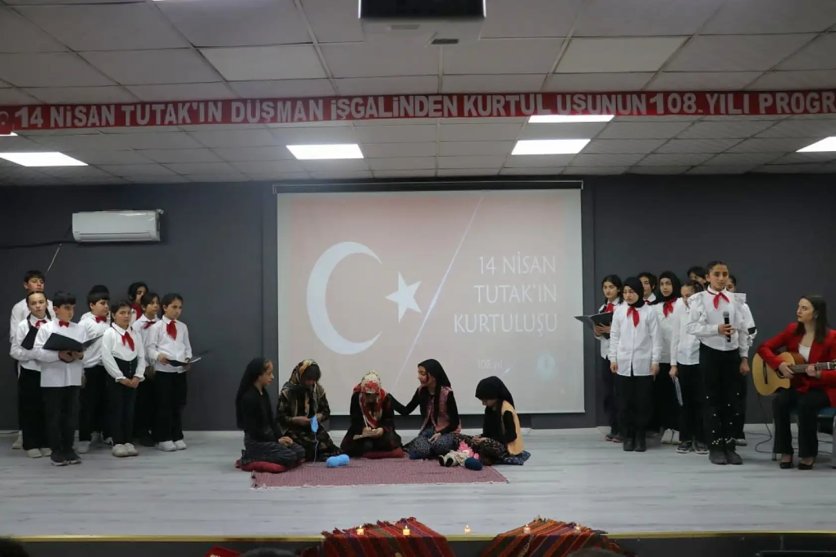 Tutak'ta kurtuluşun 108. yıl dönümü coşkuyla kutlandı