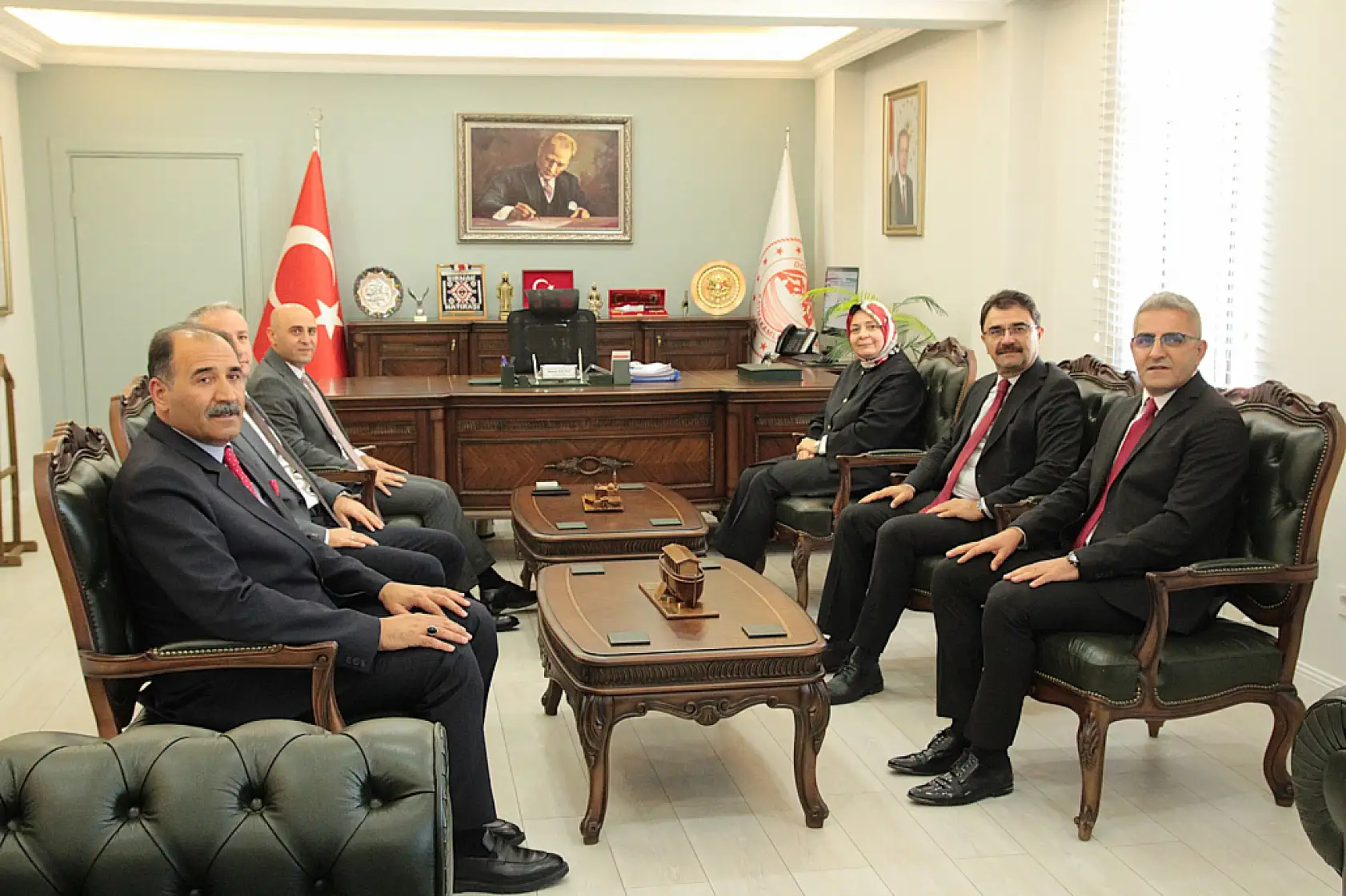 Bakan Yardımcısı Ökten, Doğubayazıt'ta eğitim kurumlarını ziyaret etti