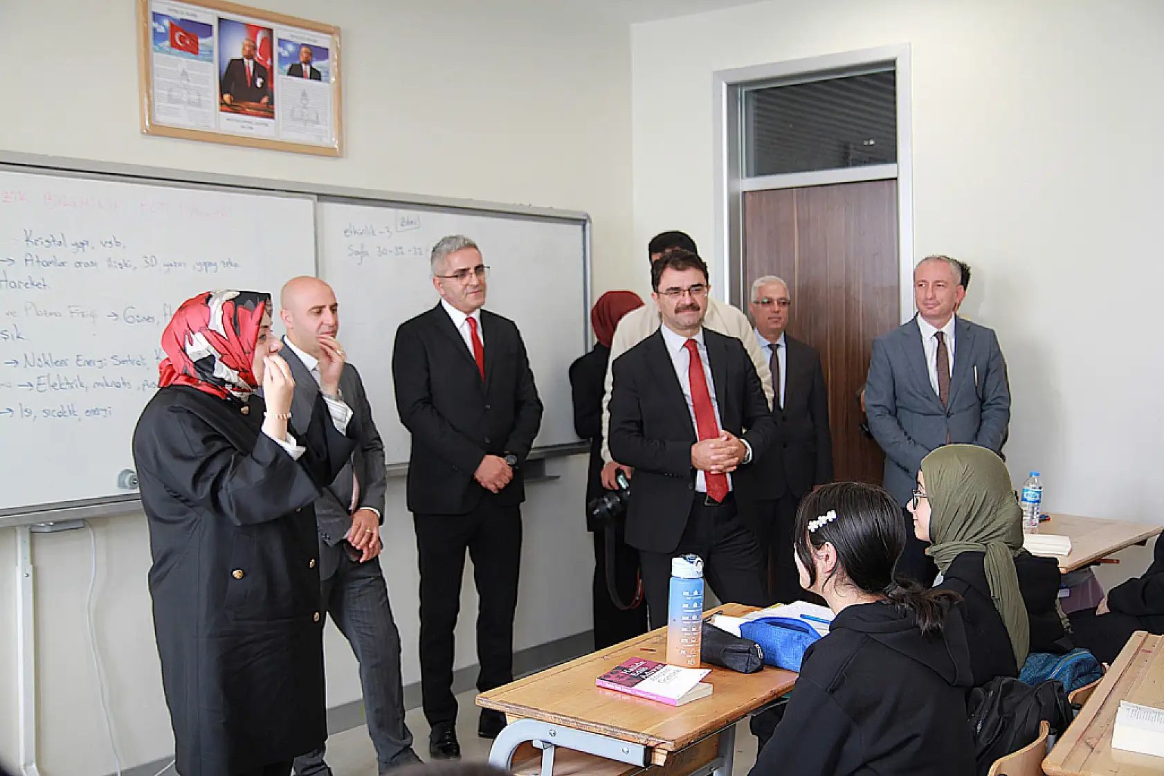 Bakan Yardımcısı Ökten, Doğubayazıt'ta eğitim kurumlarını ziyaret etti