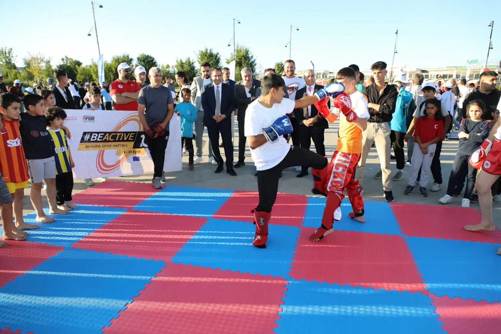 Ağrı'da Avrupa Spor Haftası renkli görüntülere sahne oldu