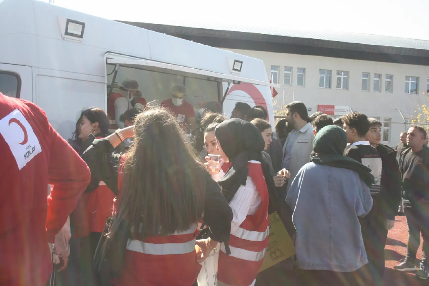 Dünya Yürüyüş Günü'nde Doğubayazıt halkı sağlık için bir araya geldi