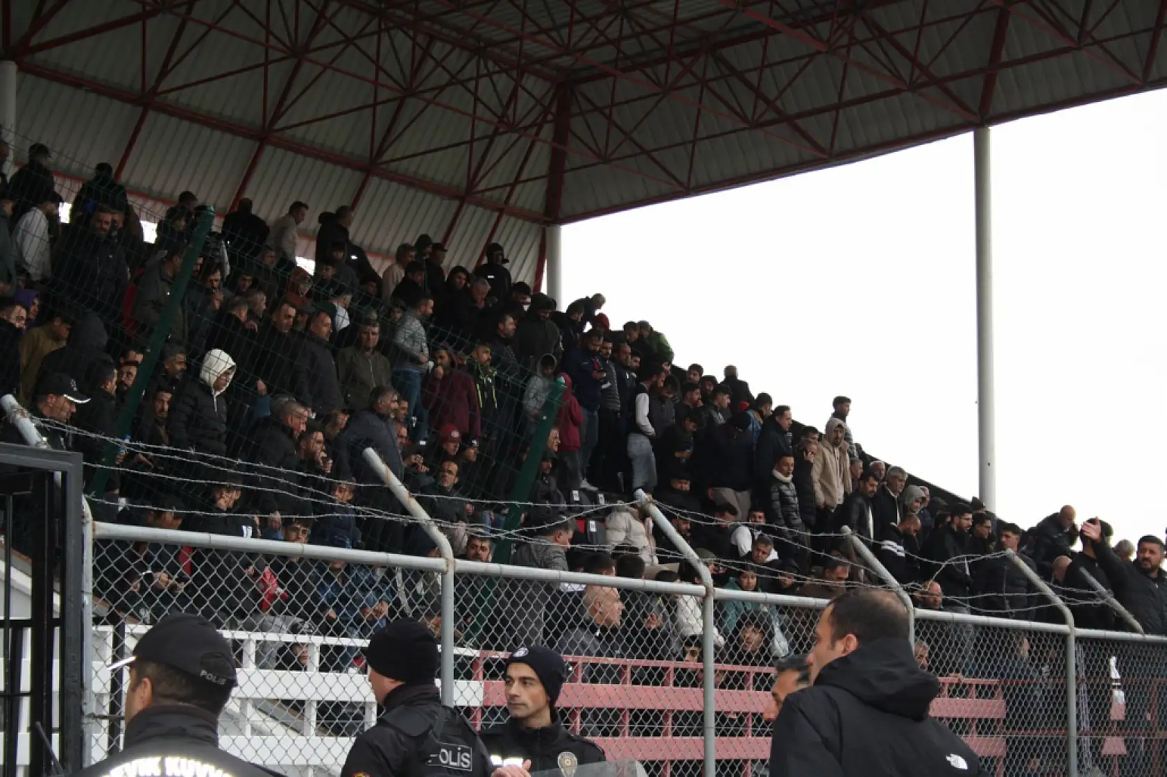 Doğubayazıt FK evinde yine kazandı: Kritik gol 73. dakikada geldi!