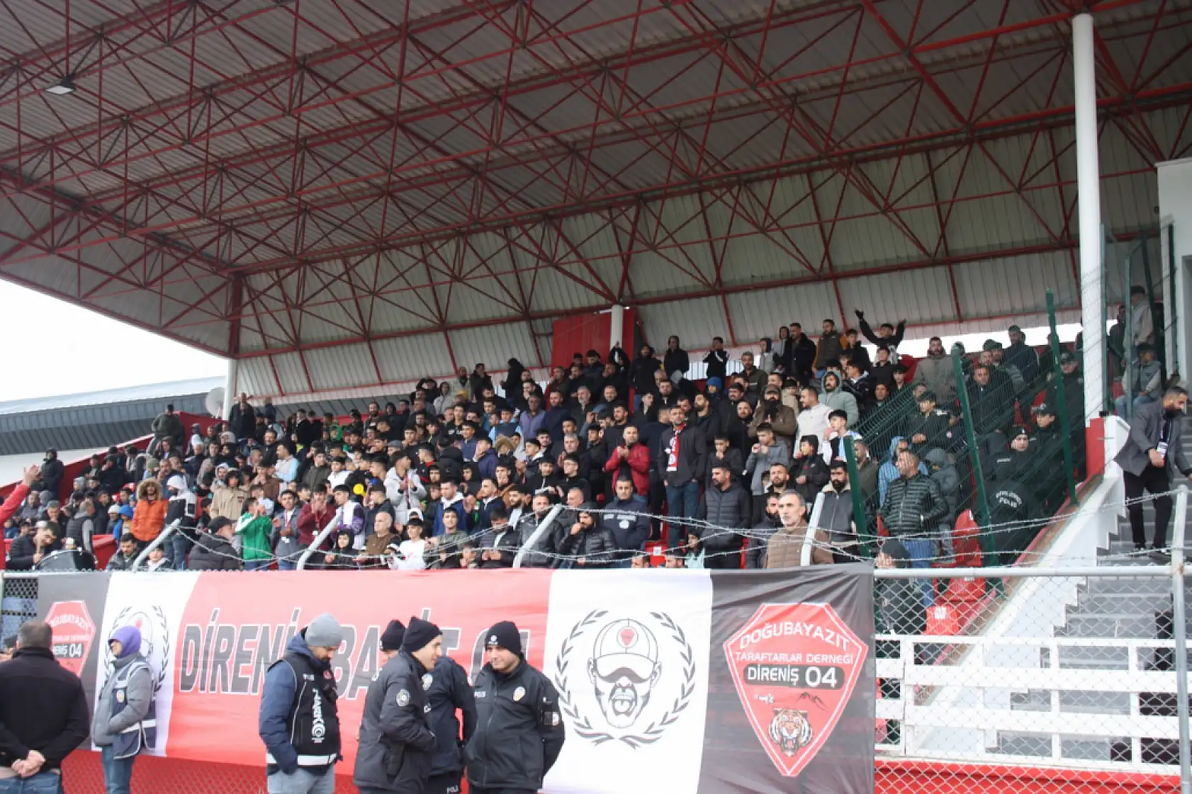 Doğubayazıt FK evinde yine kazandı: Kritik gol 73. dakikada geldi!