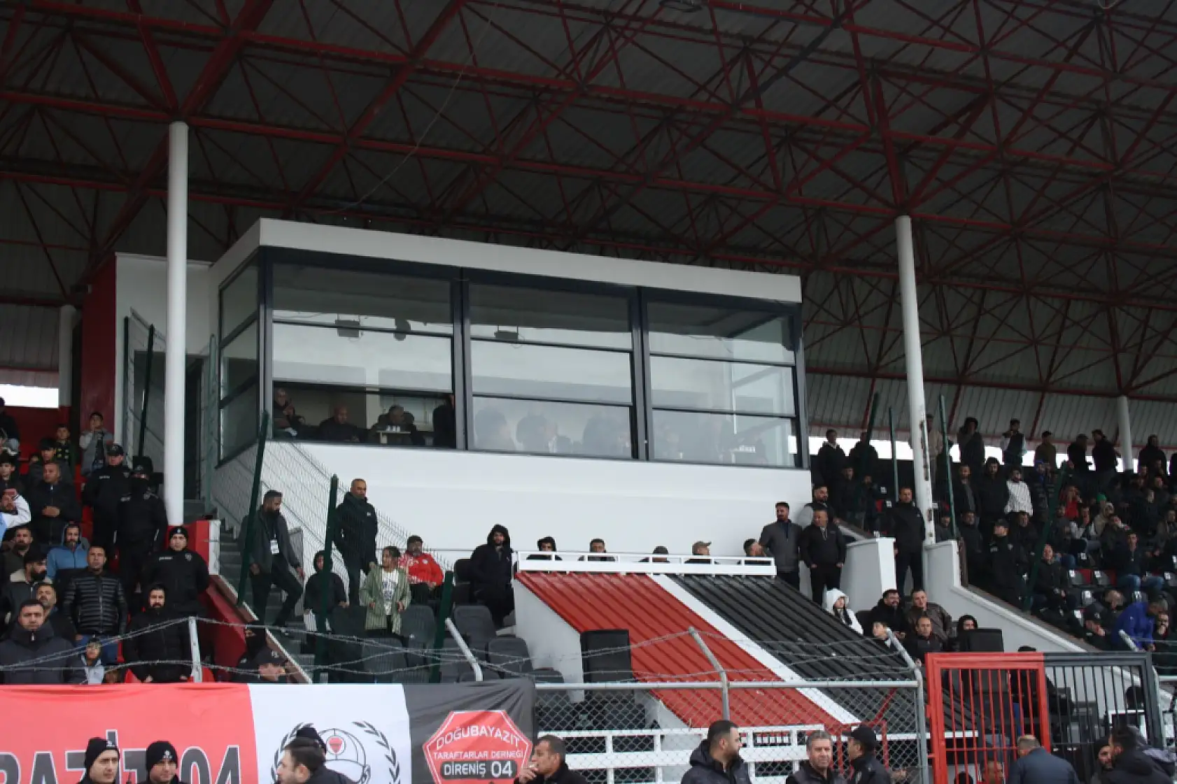 Doğubayazıt FK evinde yine kazandı: Kritik gol 73. dakikada geldi!