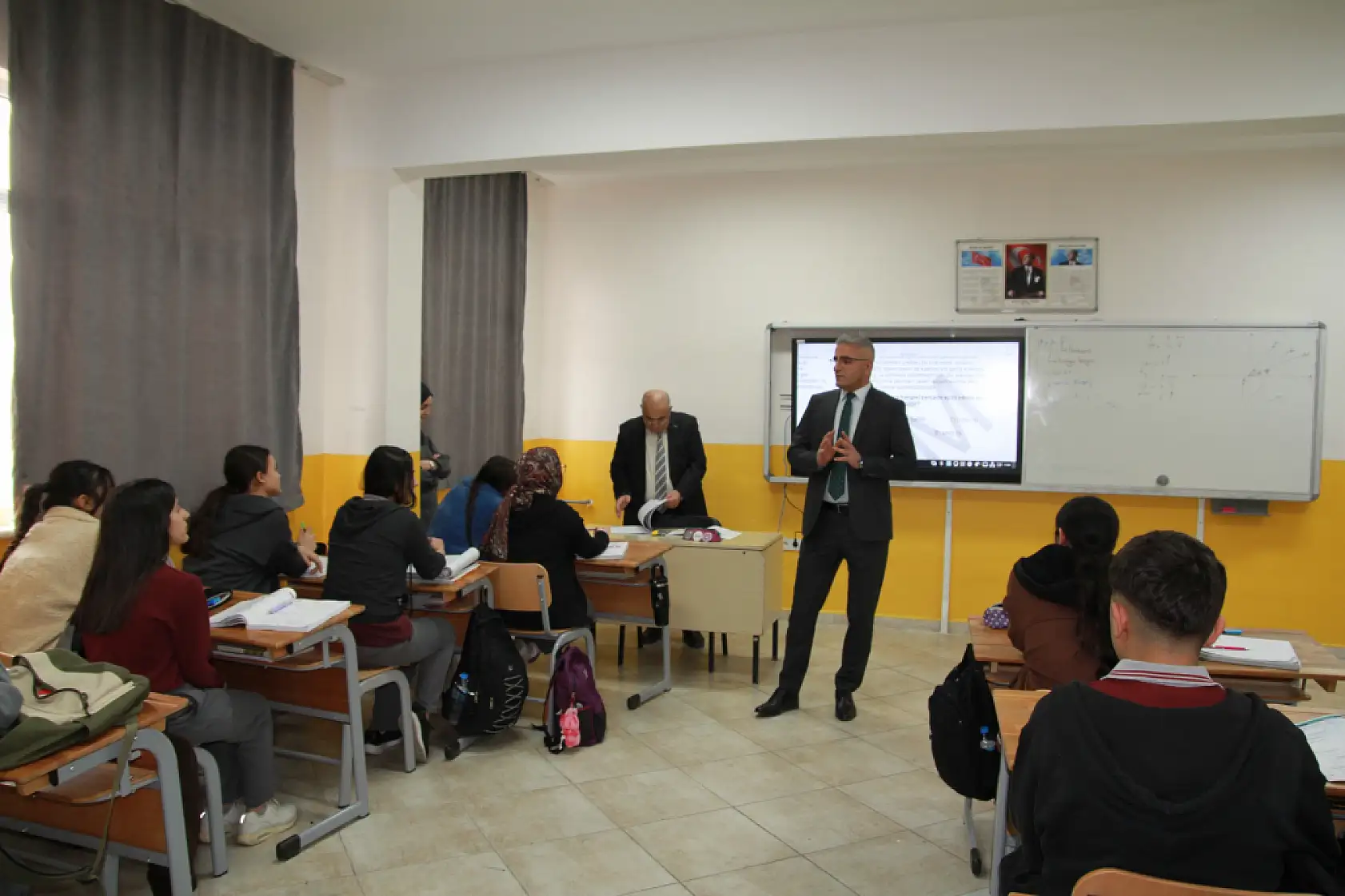 Doğubayazıt'ta fidanlar toprakla buluştu, hedefler konuşuldu