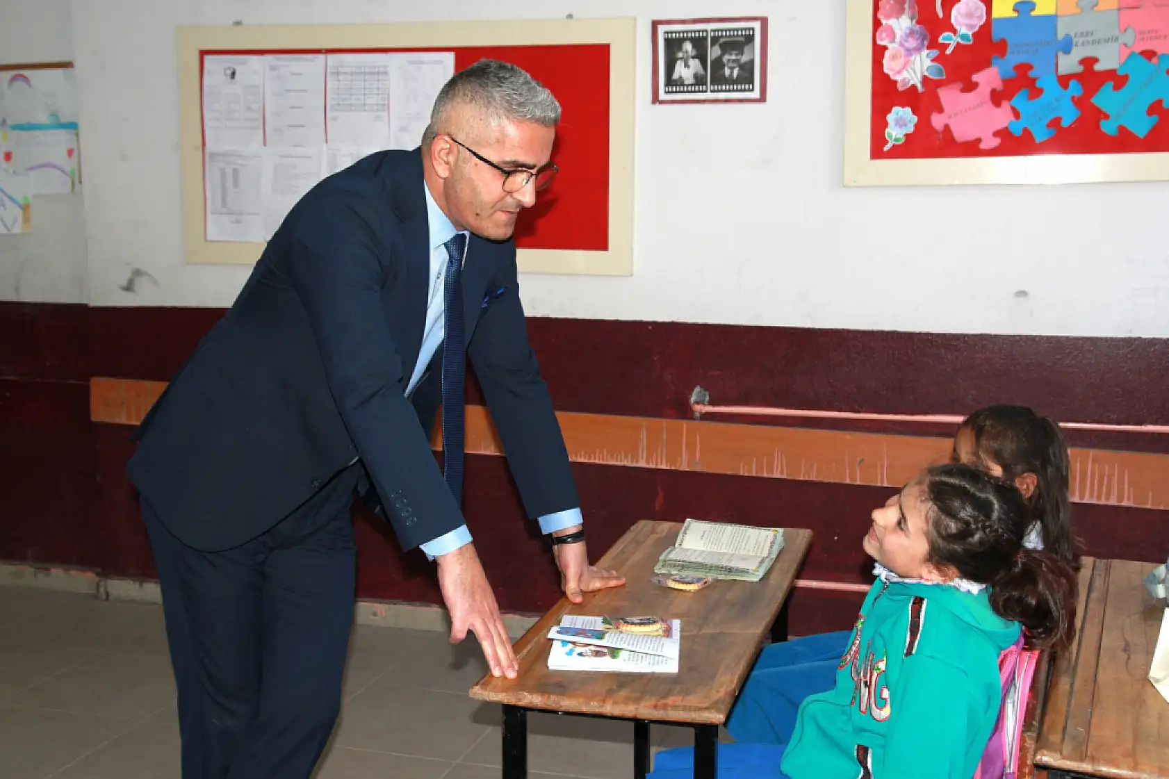 Doğubayazıtta yeni laboratuvar açıldı, öğrenciler ilk deneylerini gerçekleştirdi