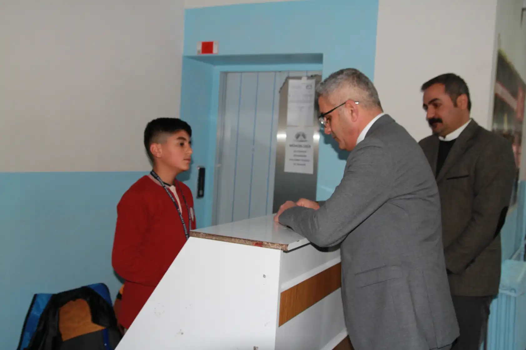 Doǧubayazıt'ta okul ziyaretlerinde eğitim ortamları incelendi