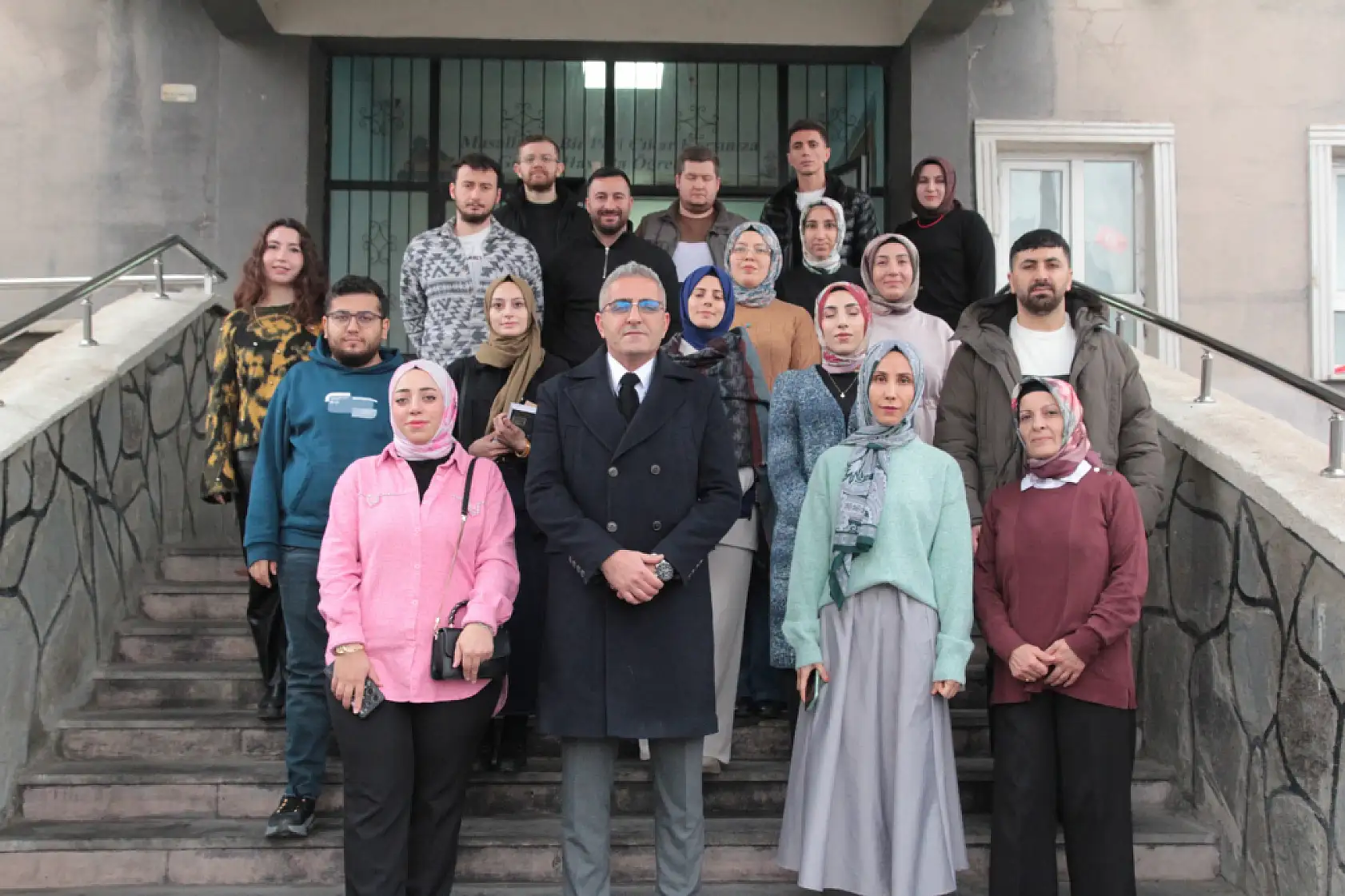 Doǧubayazıt'ta okul ziyaretlerinde eğitim ortamları incelendi