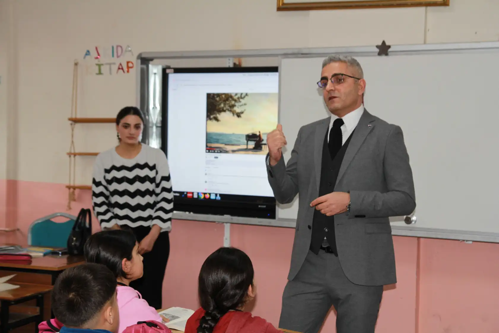 Doǧubayazıt'ta okul ziyaretlerinde eğitim ortamları incelendi