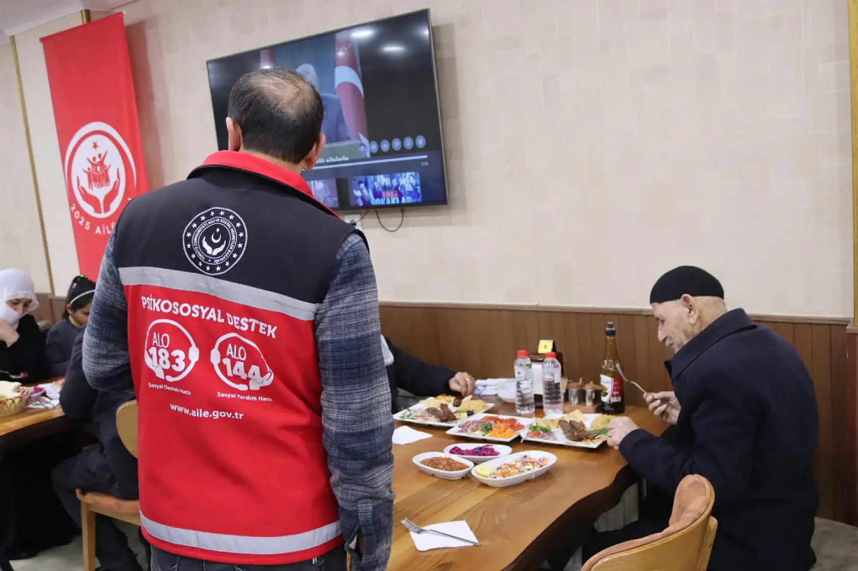 Patnos'ta aile yılına özel vefa buluşması